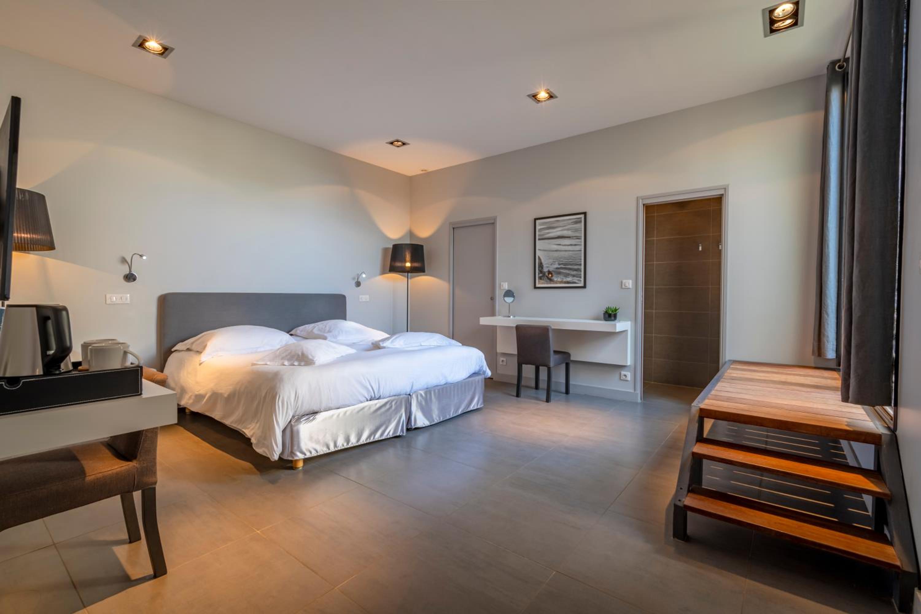 带露台的Tavarua房间