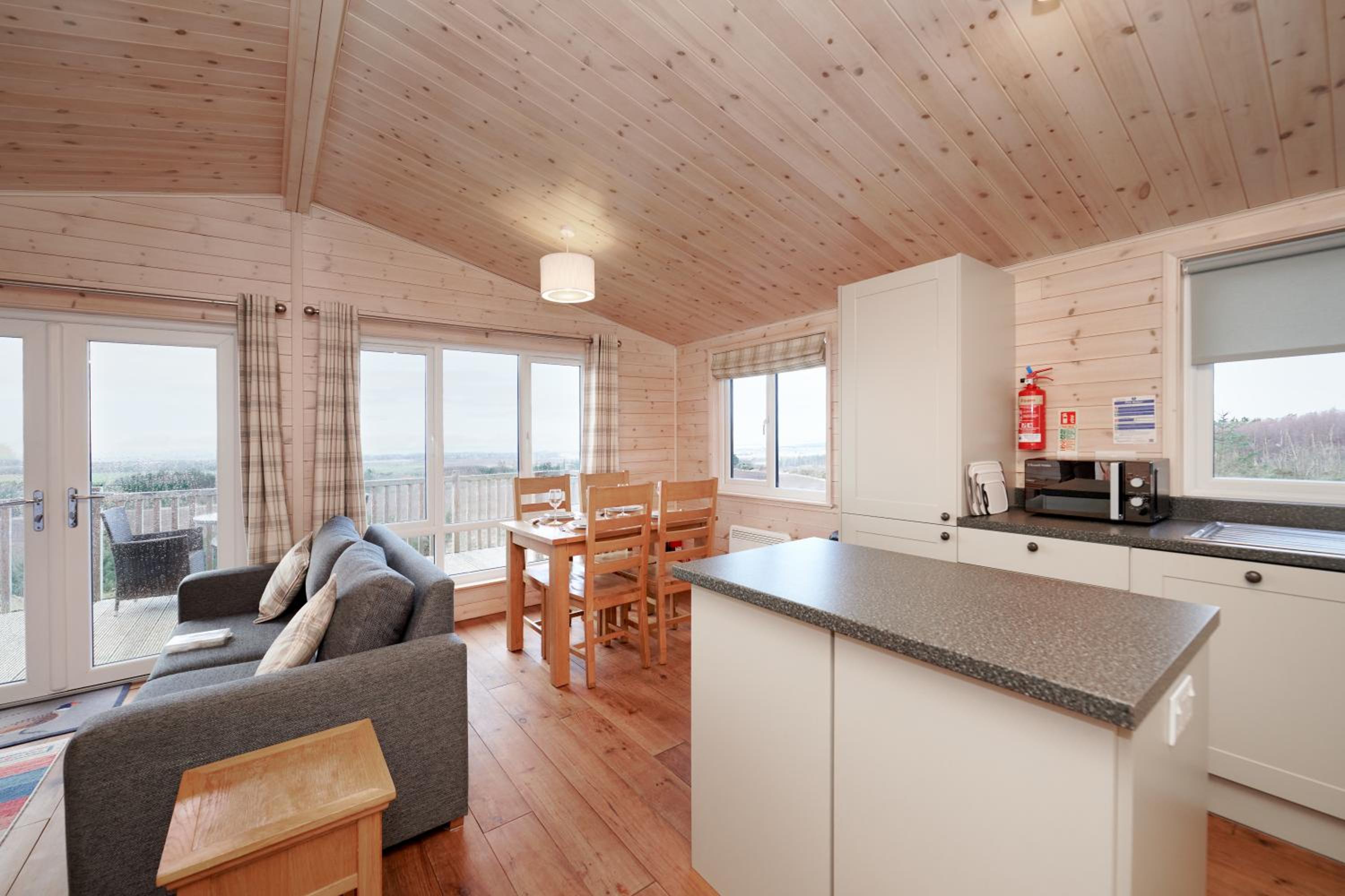 Two-Bedroom House photo 2