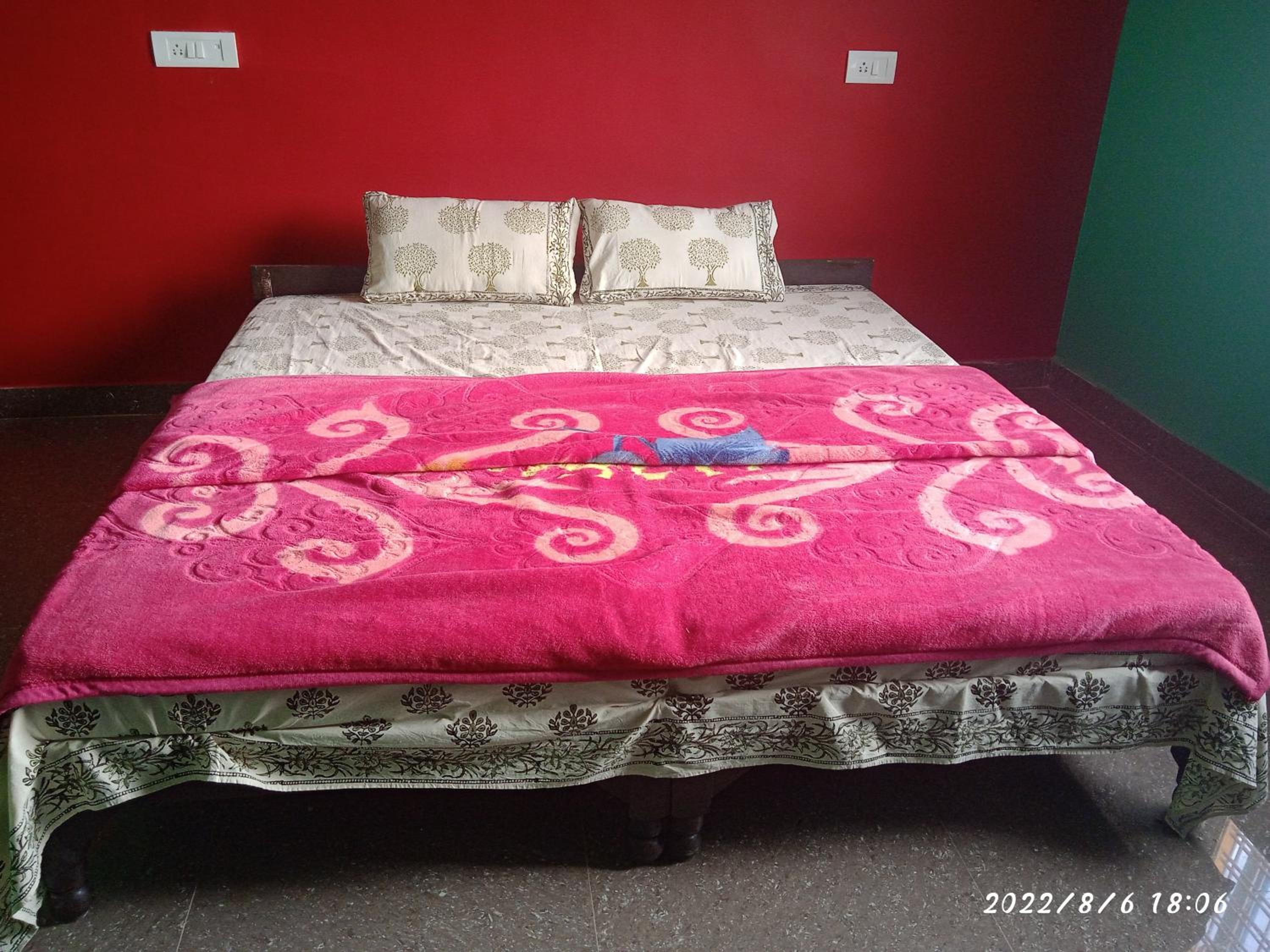 Double Room With Private Bathroom photo 1