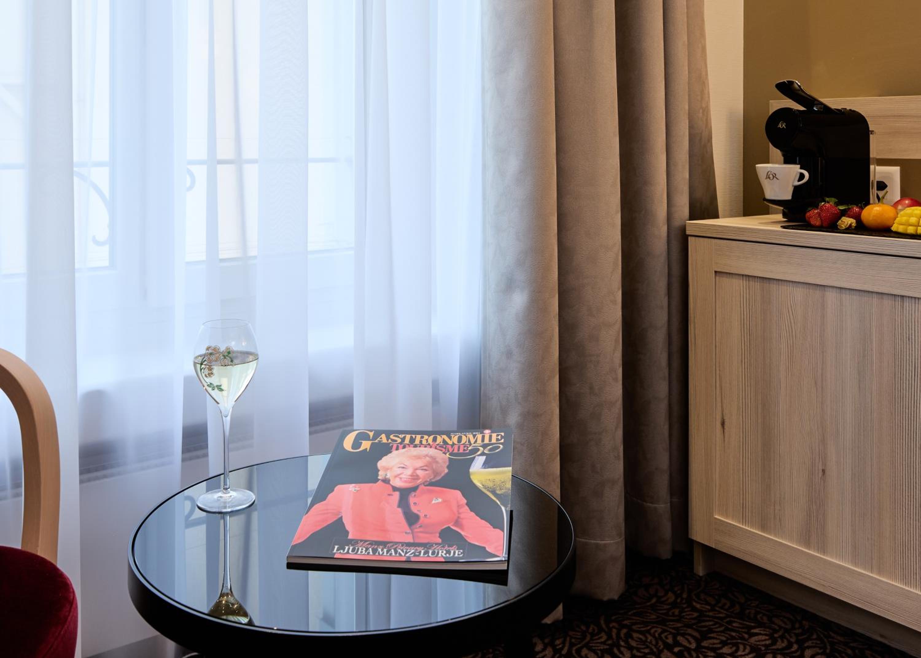 Deluxe Top View Room with Balcony - Photo 5