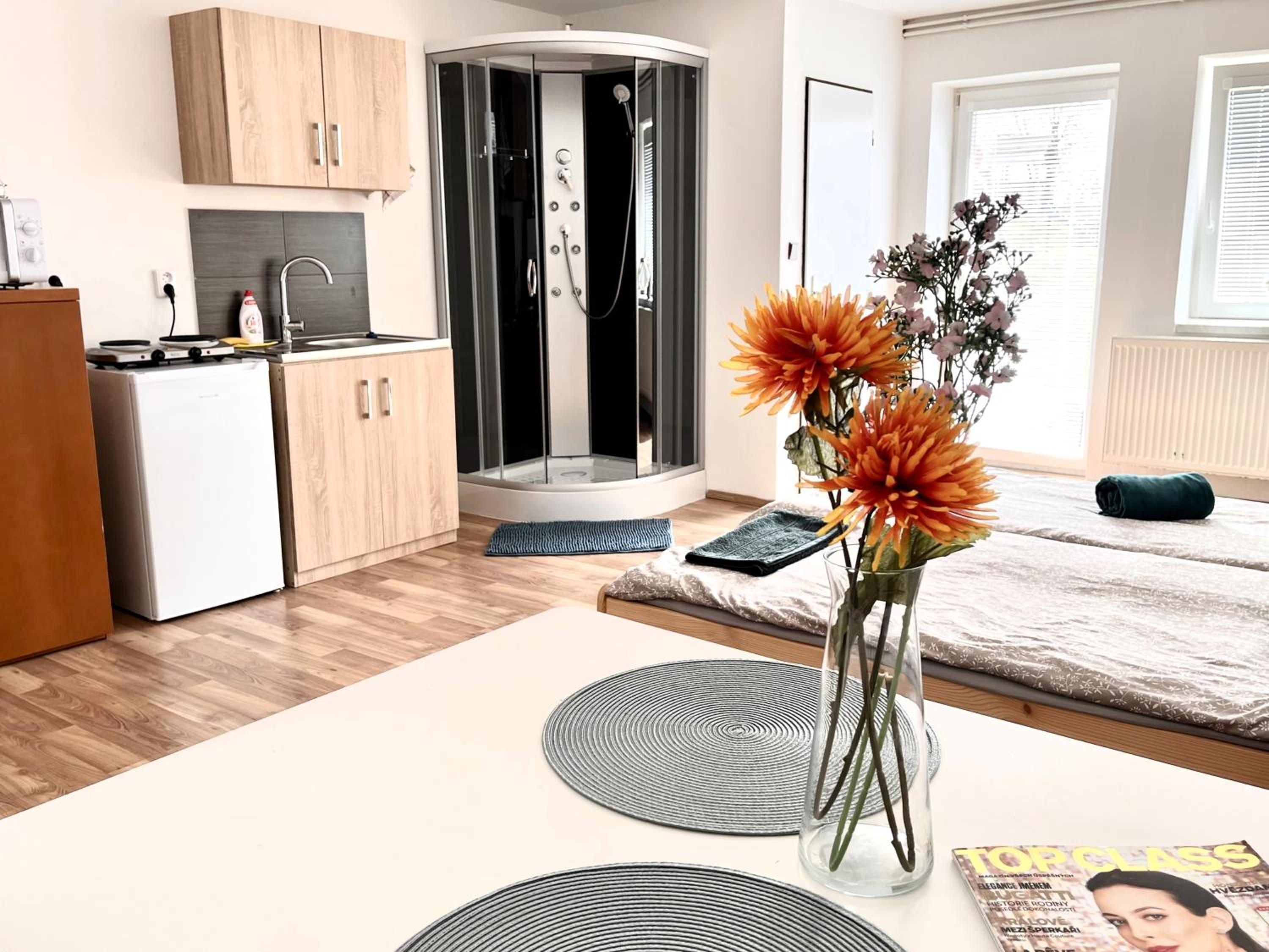 Family Room with Garden View photo 1