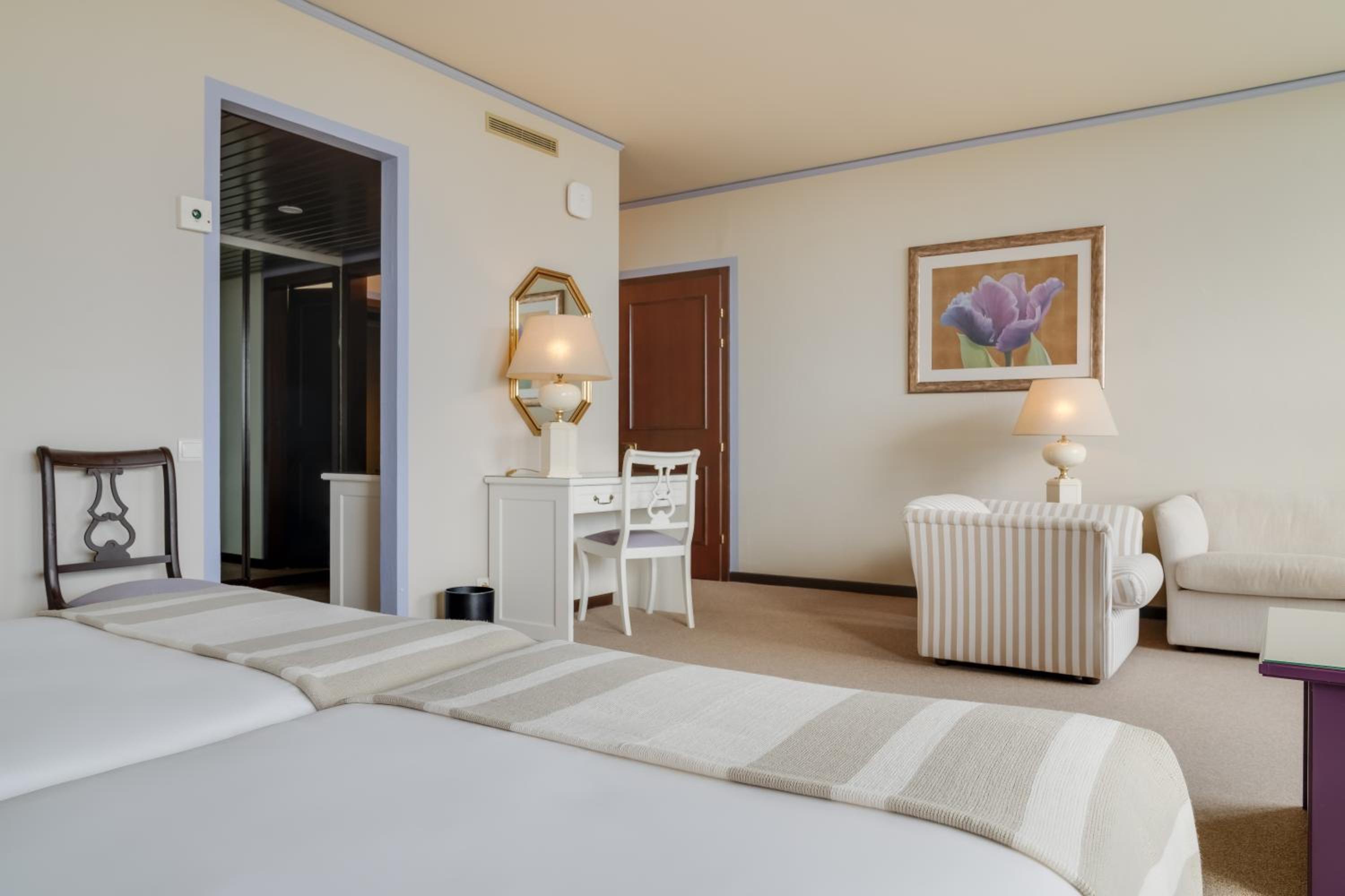Junior Triple Suite with Garden View