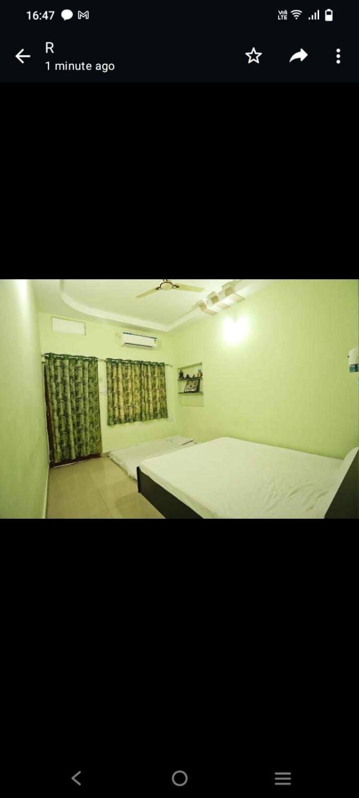 One-Bedroom House photo 1