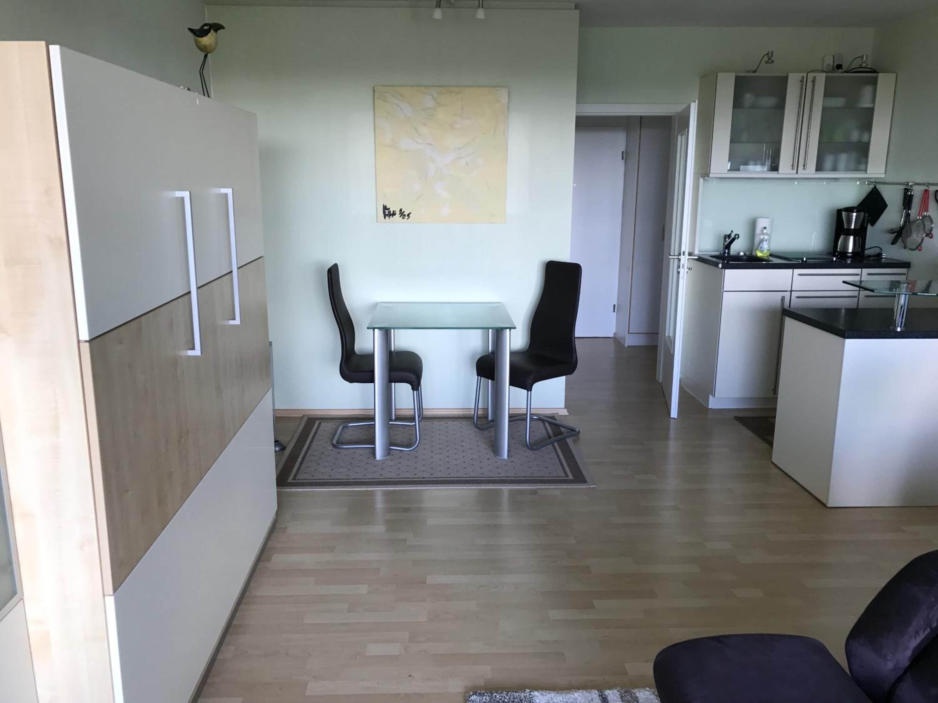 One-Bedroom Apartment photo 2