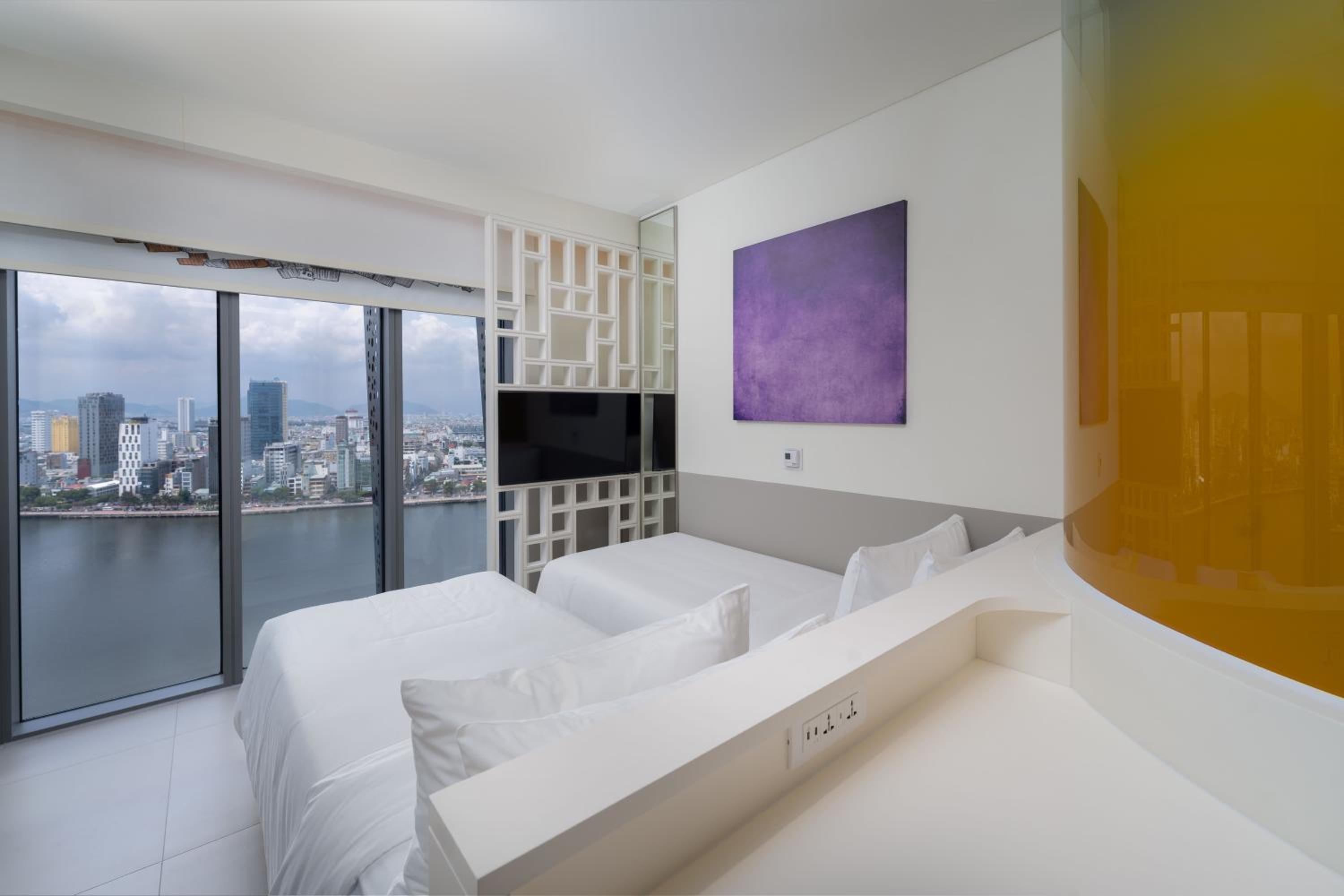 Premier Twin Riverside with Sunset View