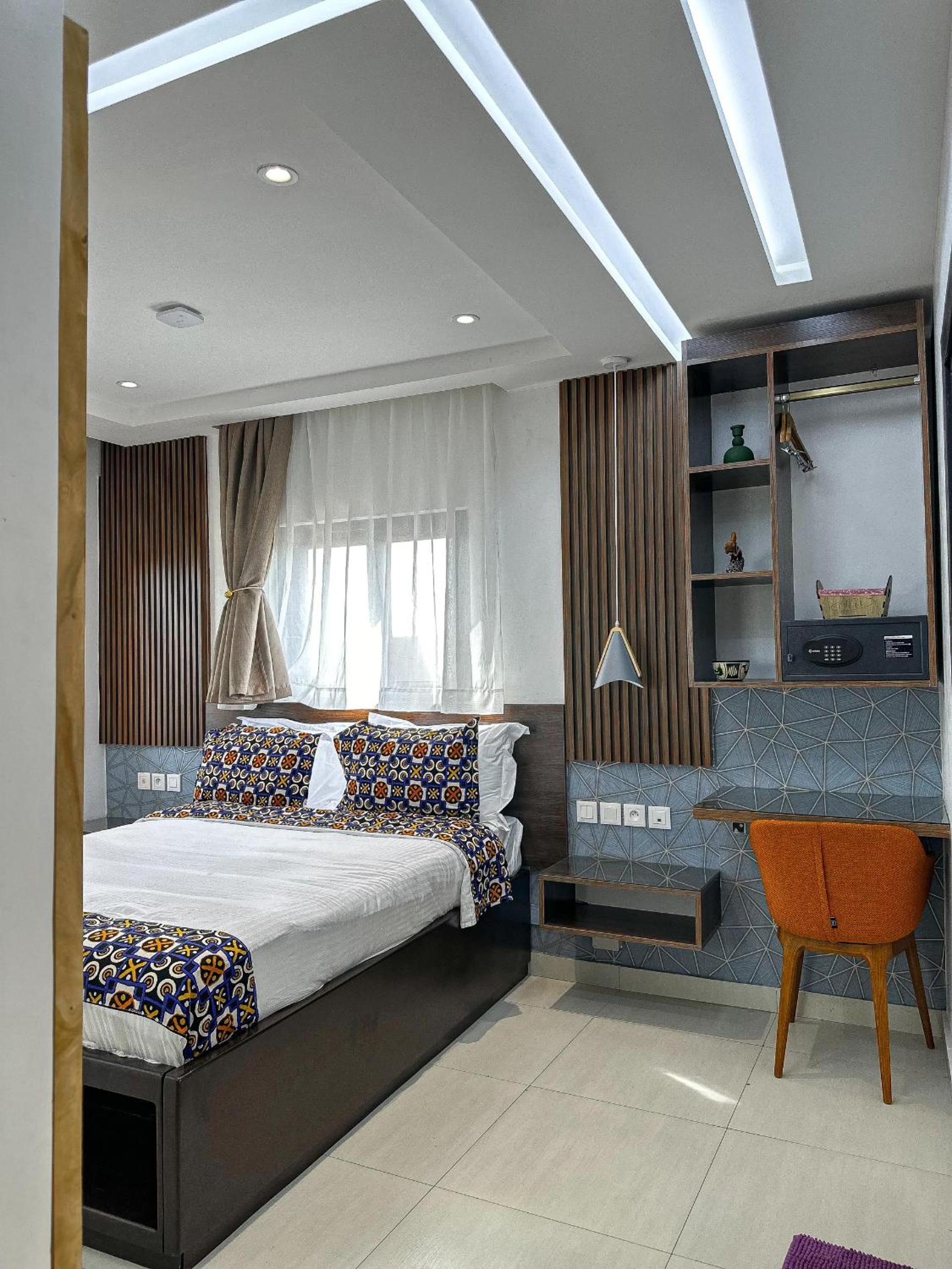 Superior Apartment