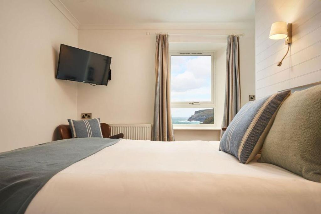 Small Double Room photo 2