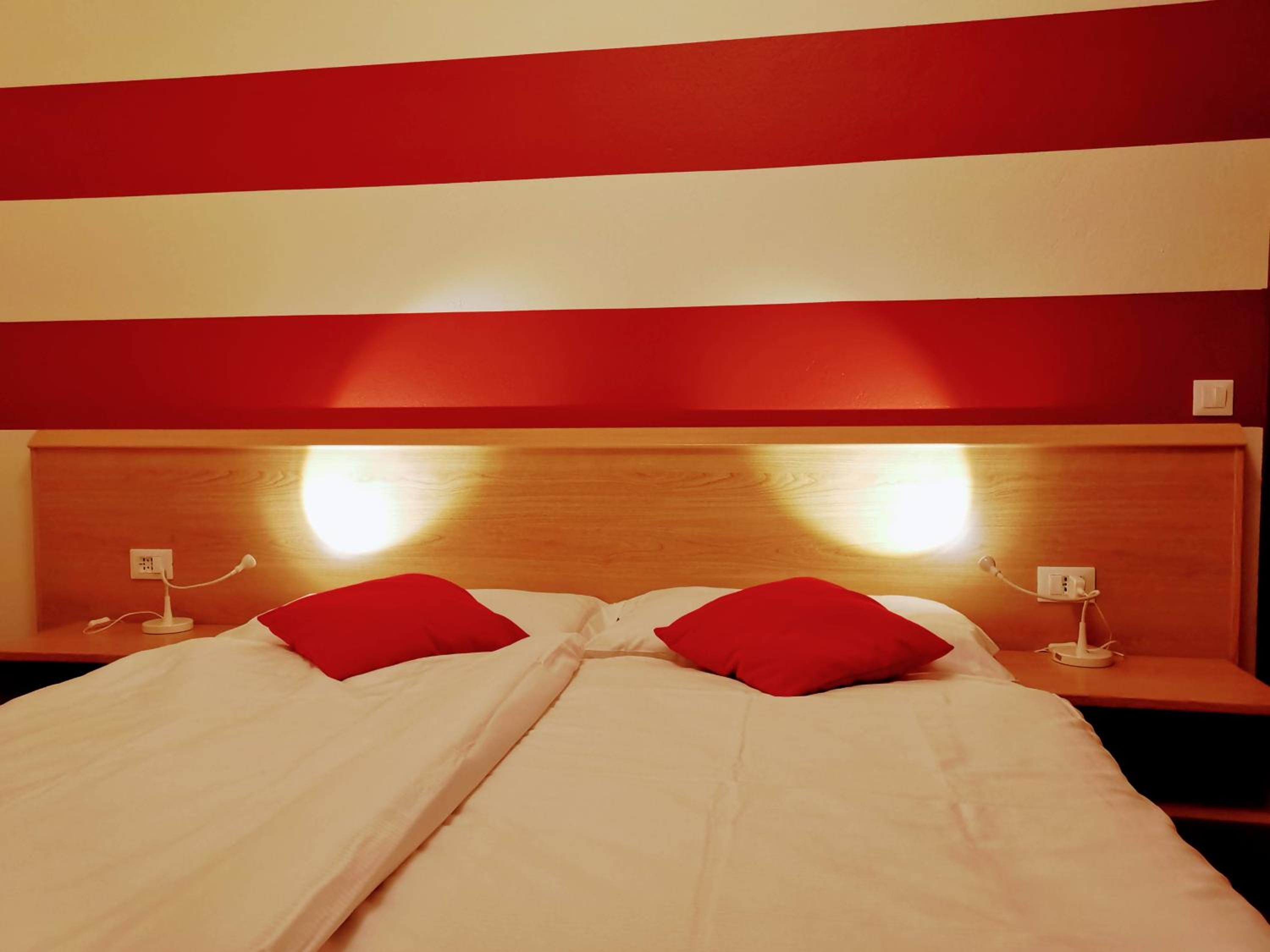 Double Room with Private Bathroom photo 2