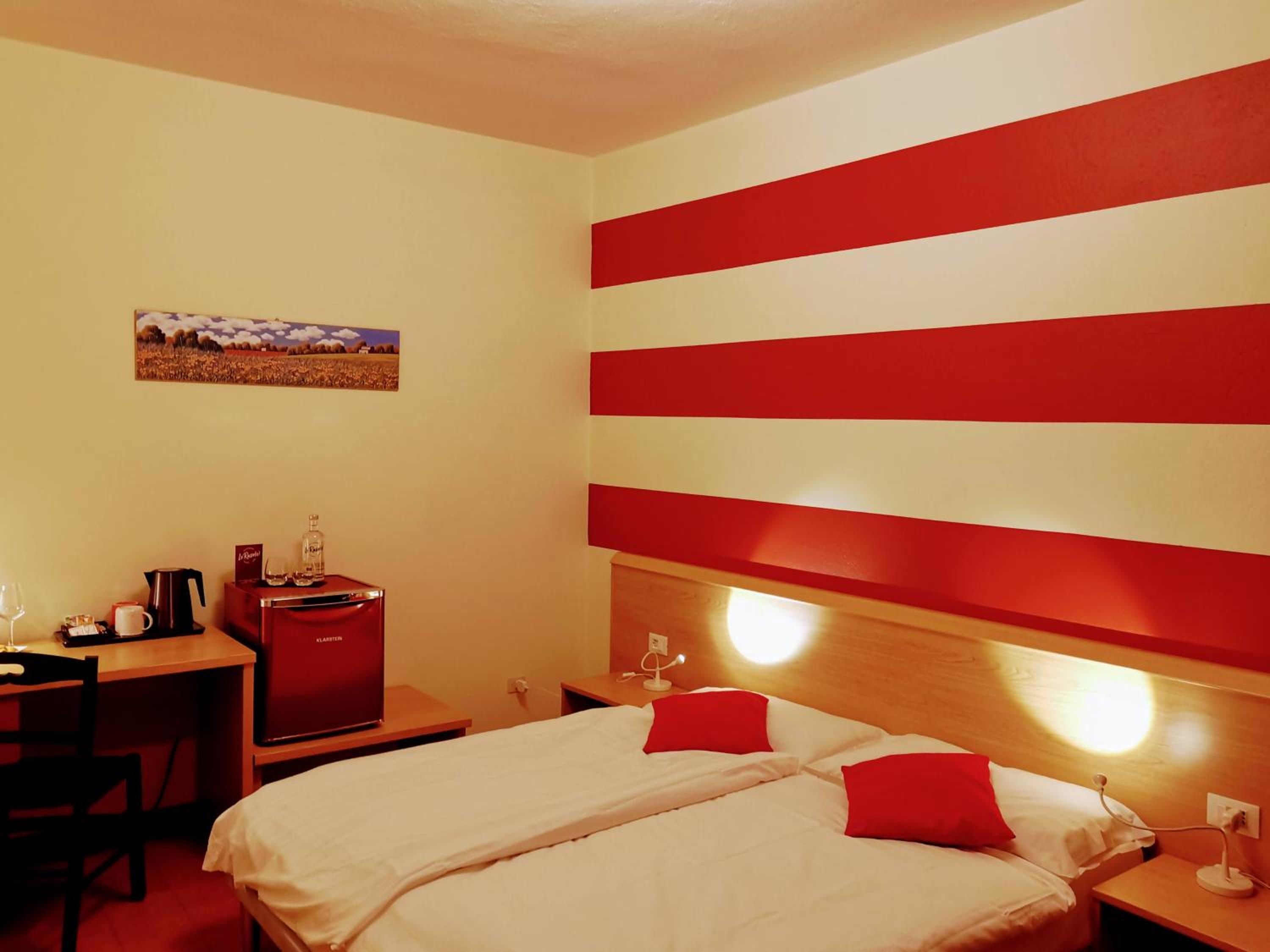 Double Room with Private Bathroom photo 1