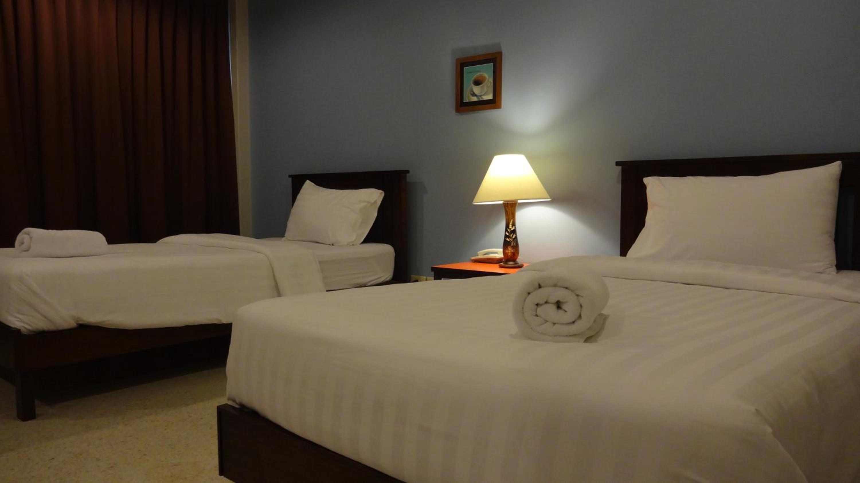 Deluxe Twin Room photo 2