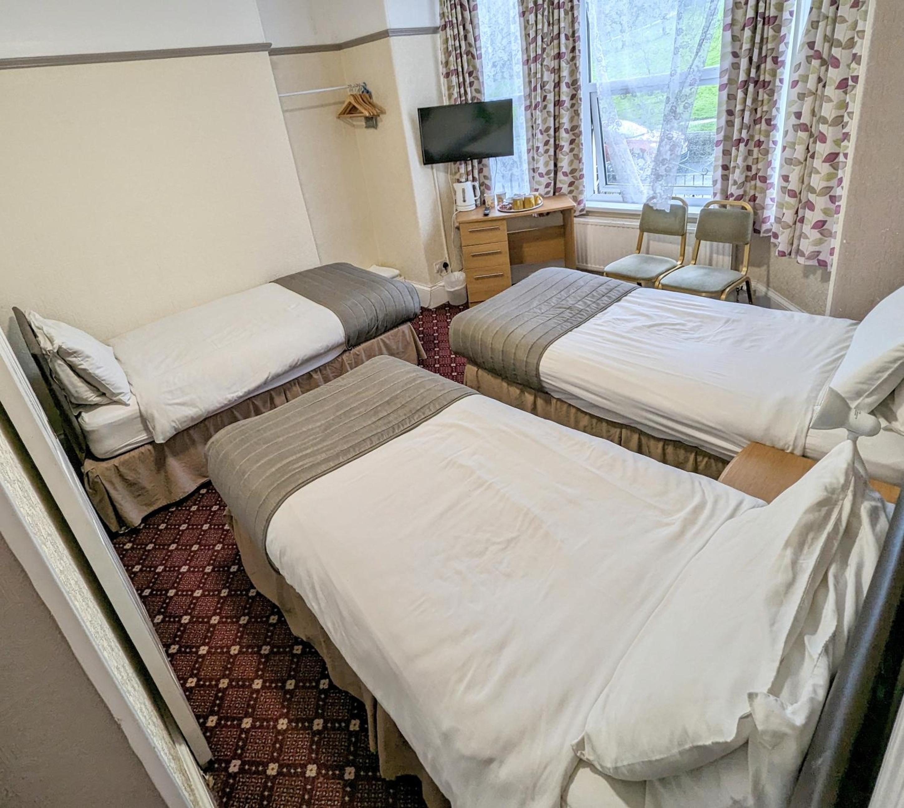 Triple Room - Photo 1