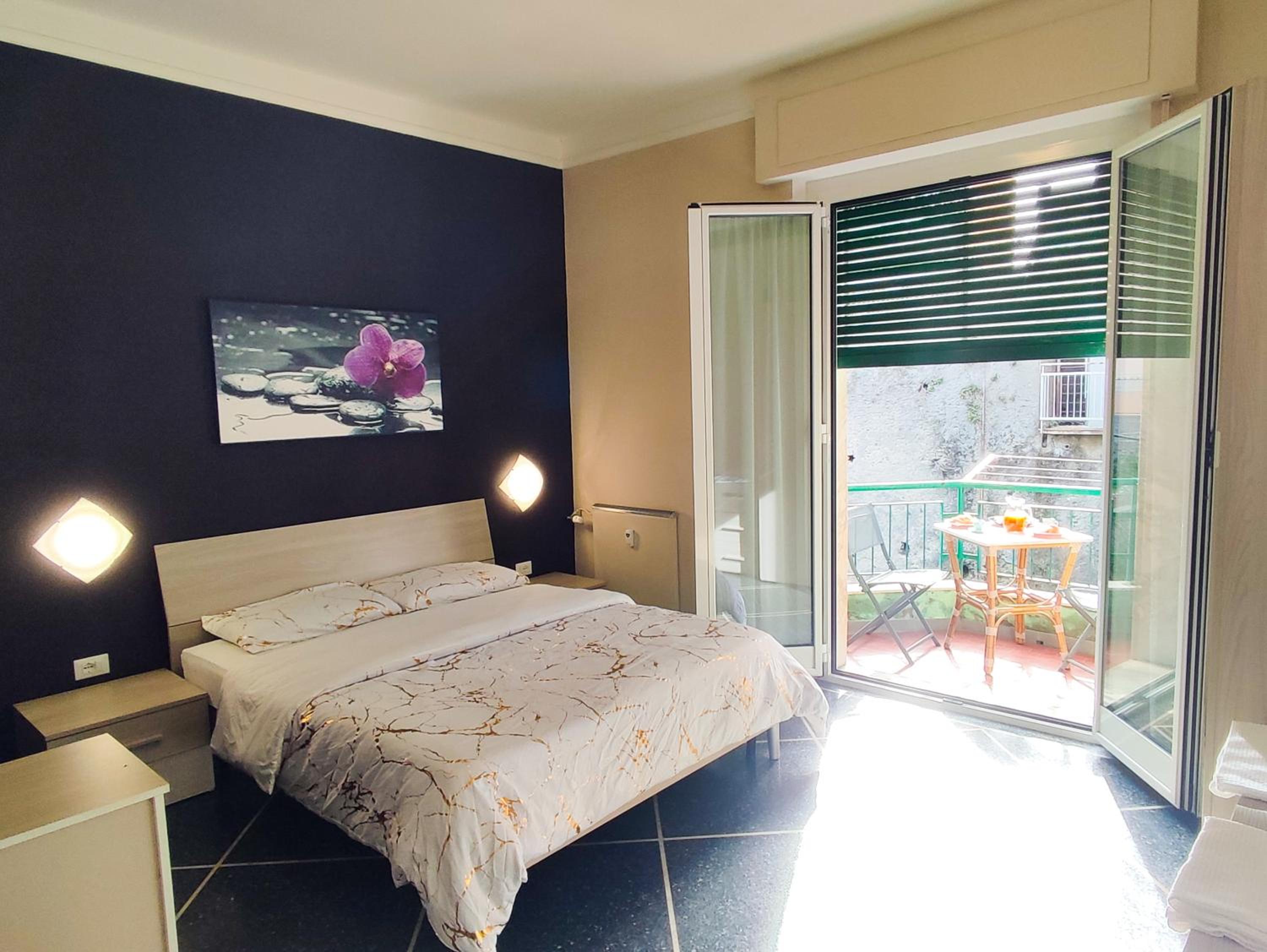 Large Double Room