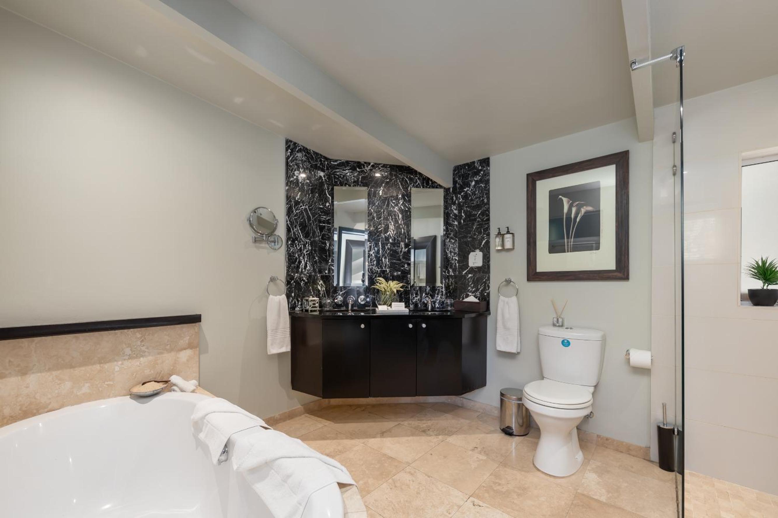 Suite with Sea View photo 3