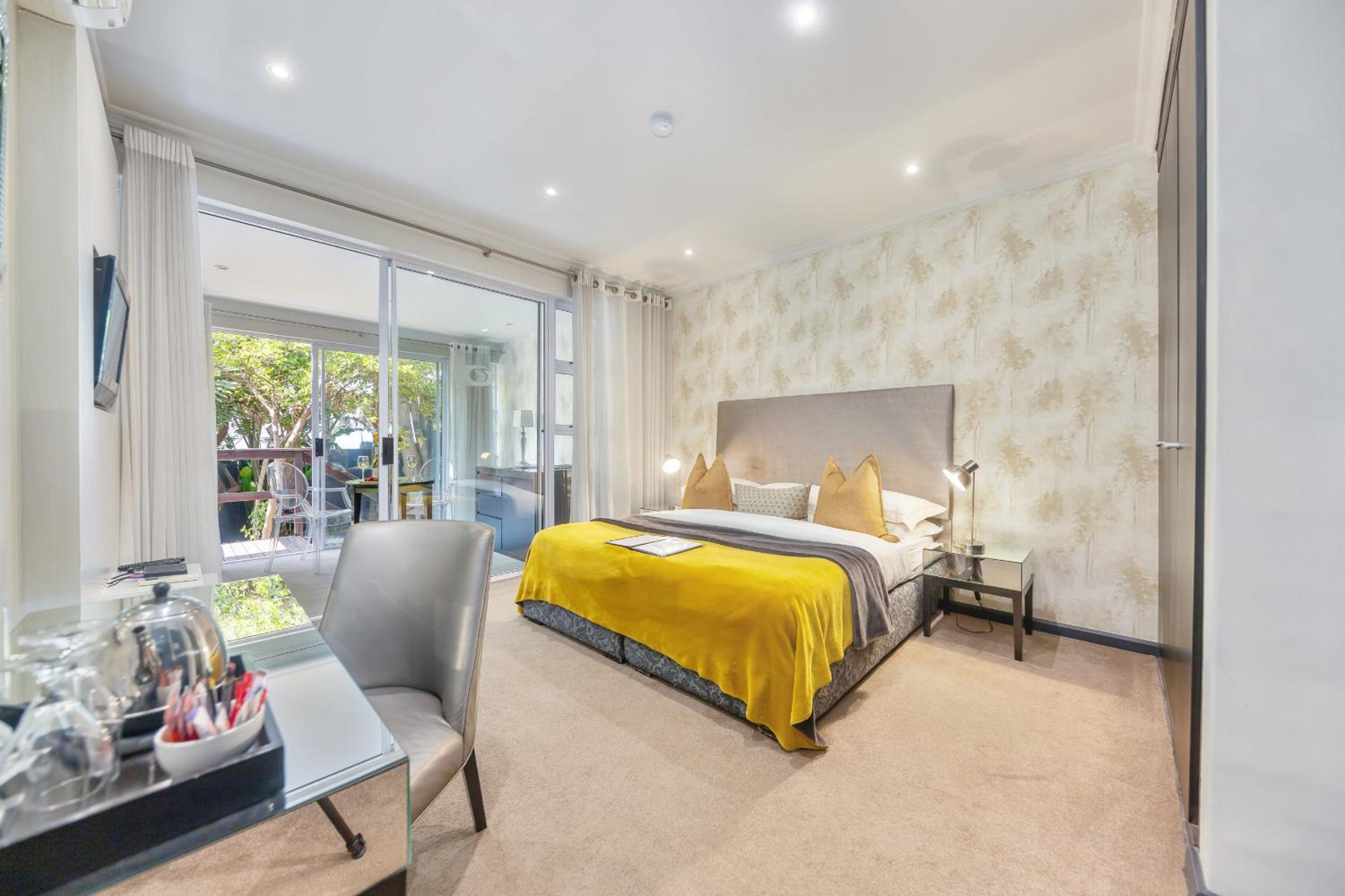 Deluxe Double or Twin Room with Garden View photo 2