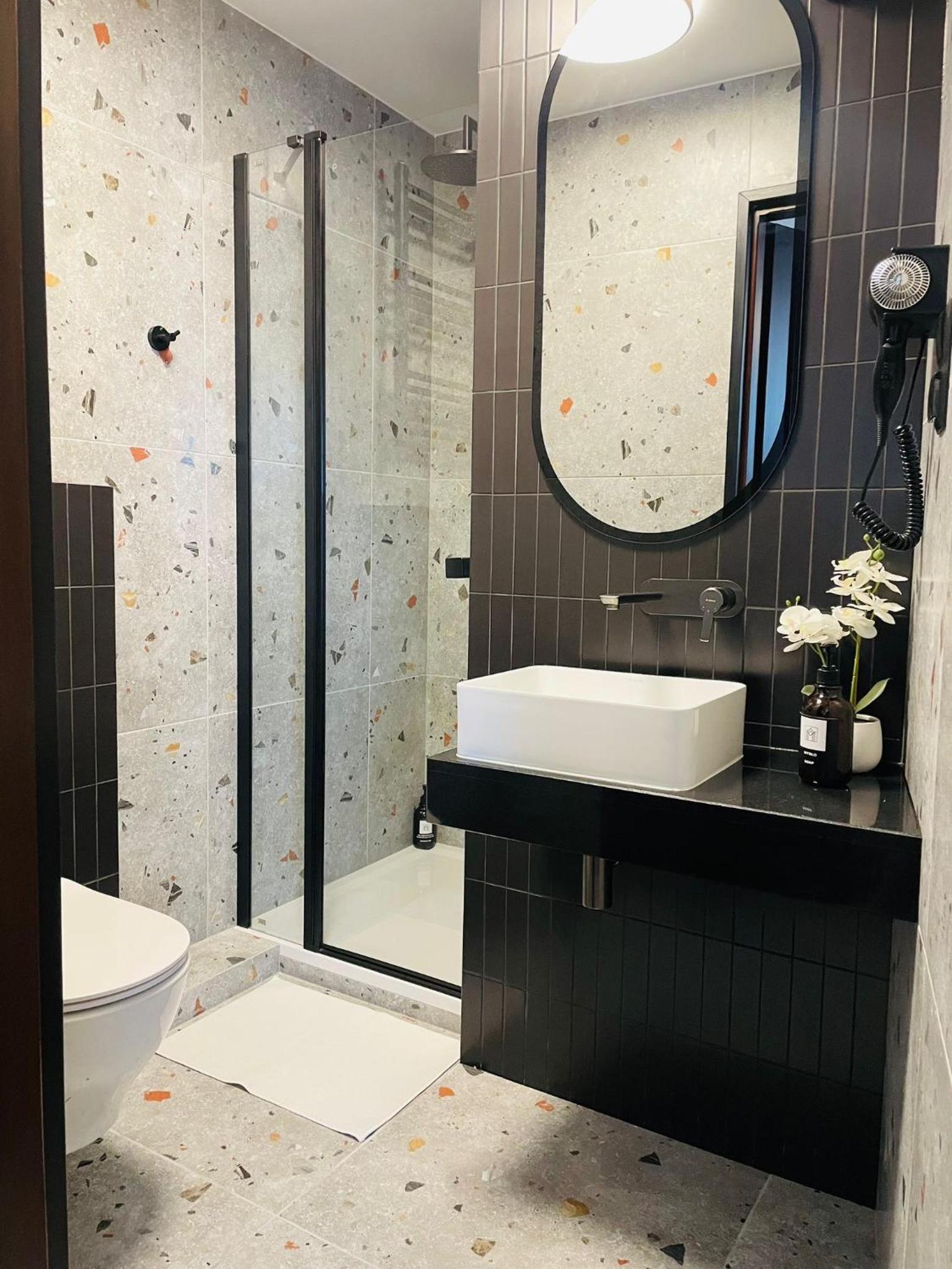 Deluxe Triple Room - Photo 15