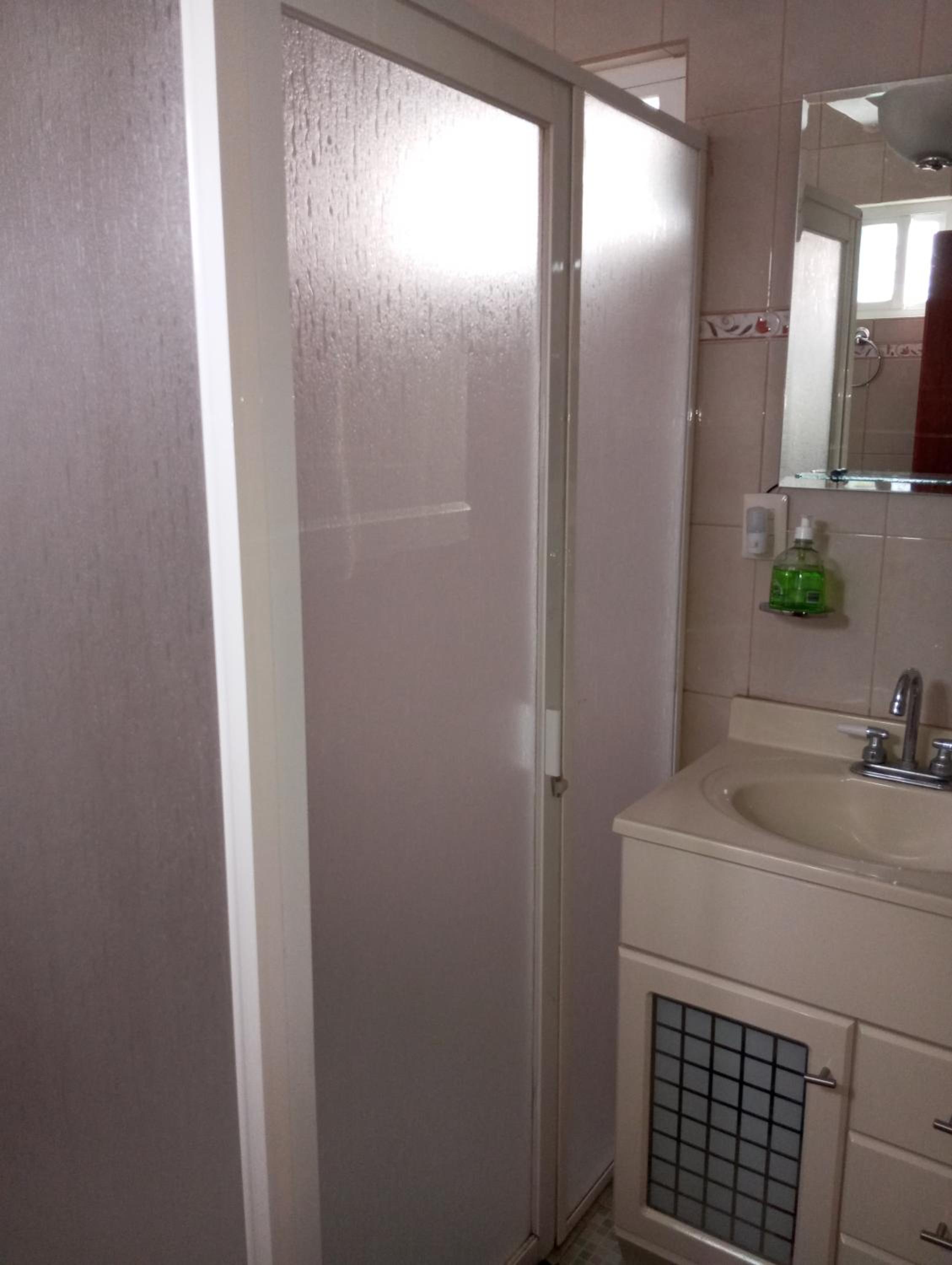 Two-Bedroom House - Photo 6