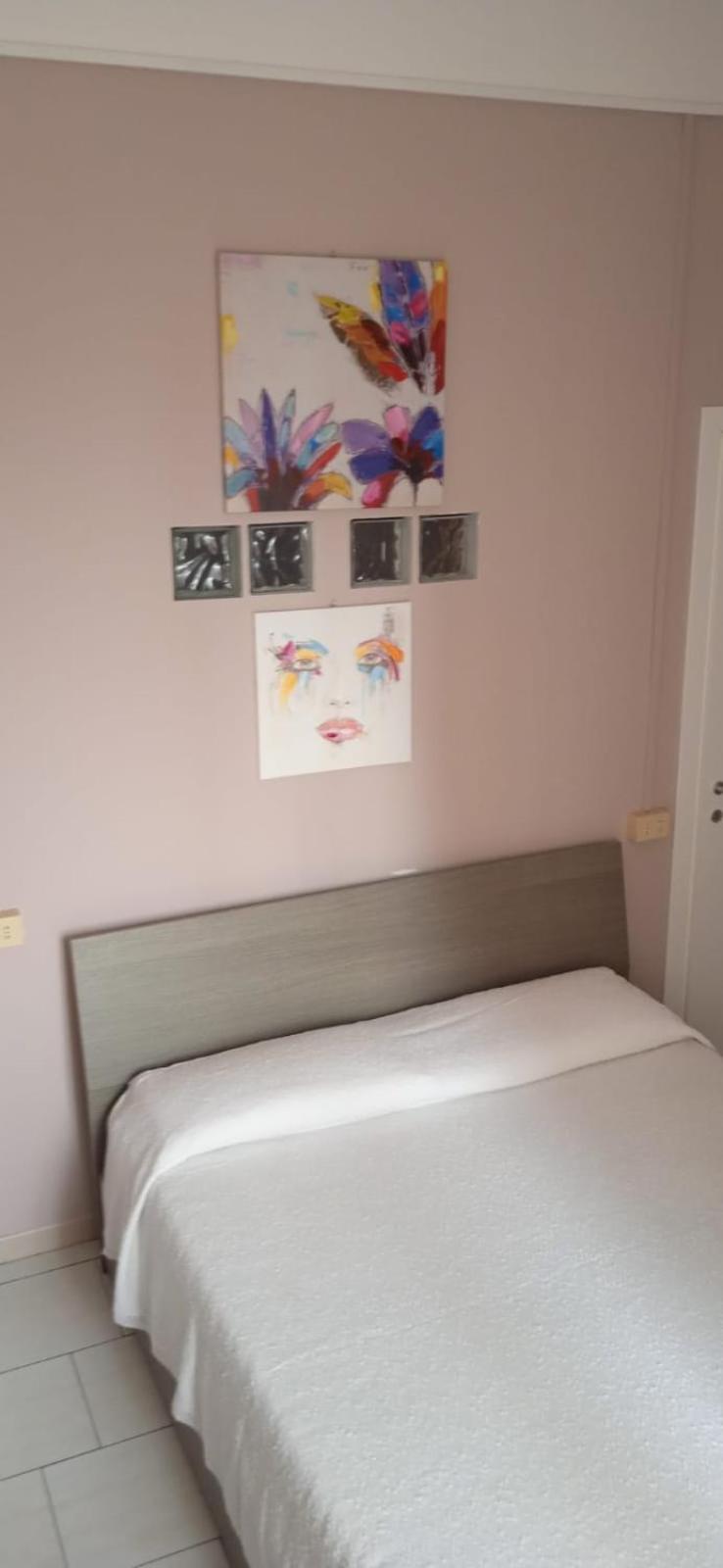 One-Bedroom House photo 3