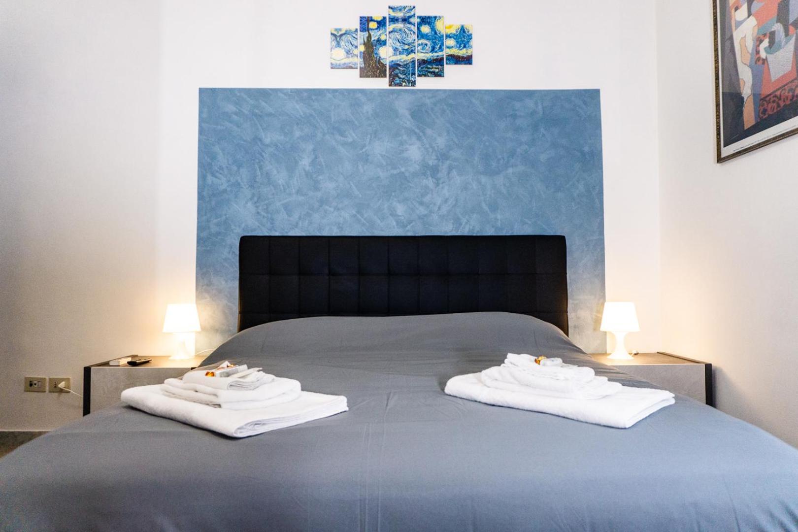 Double Room with Shared Bathroom