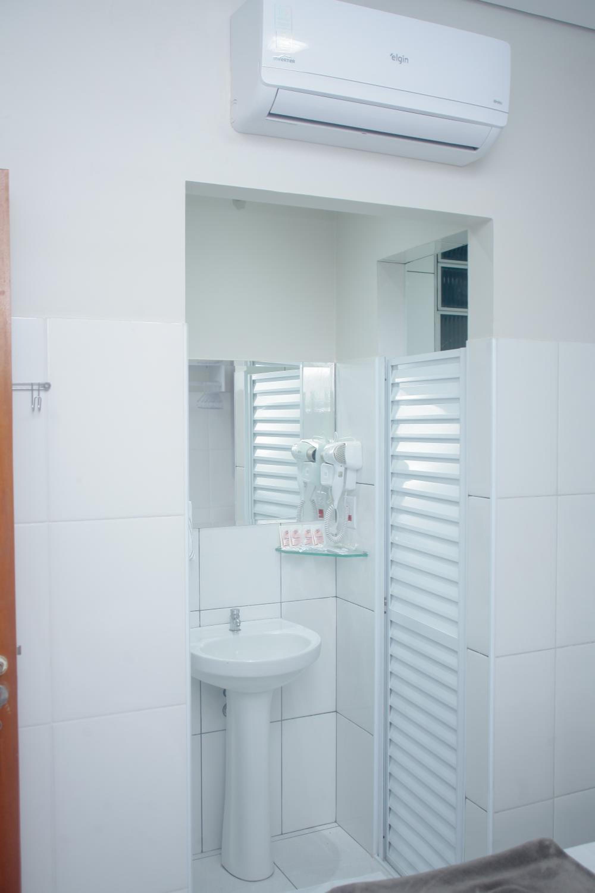Deluxe Quadruple Room, photo 7