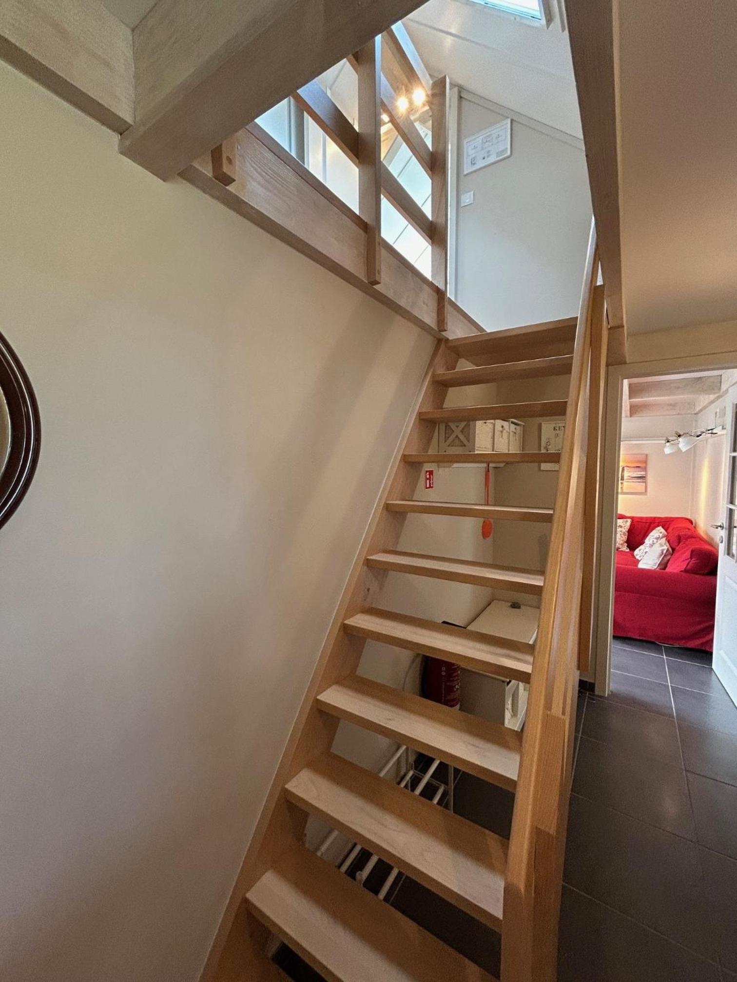 Three-Bedroom House photo 3