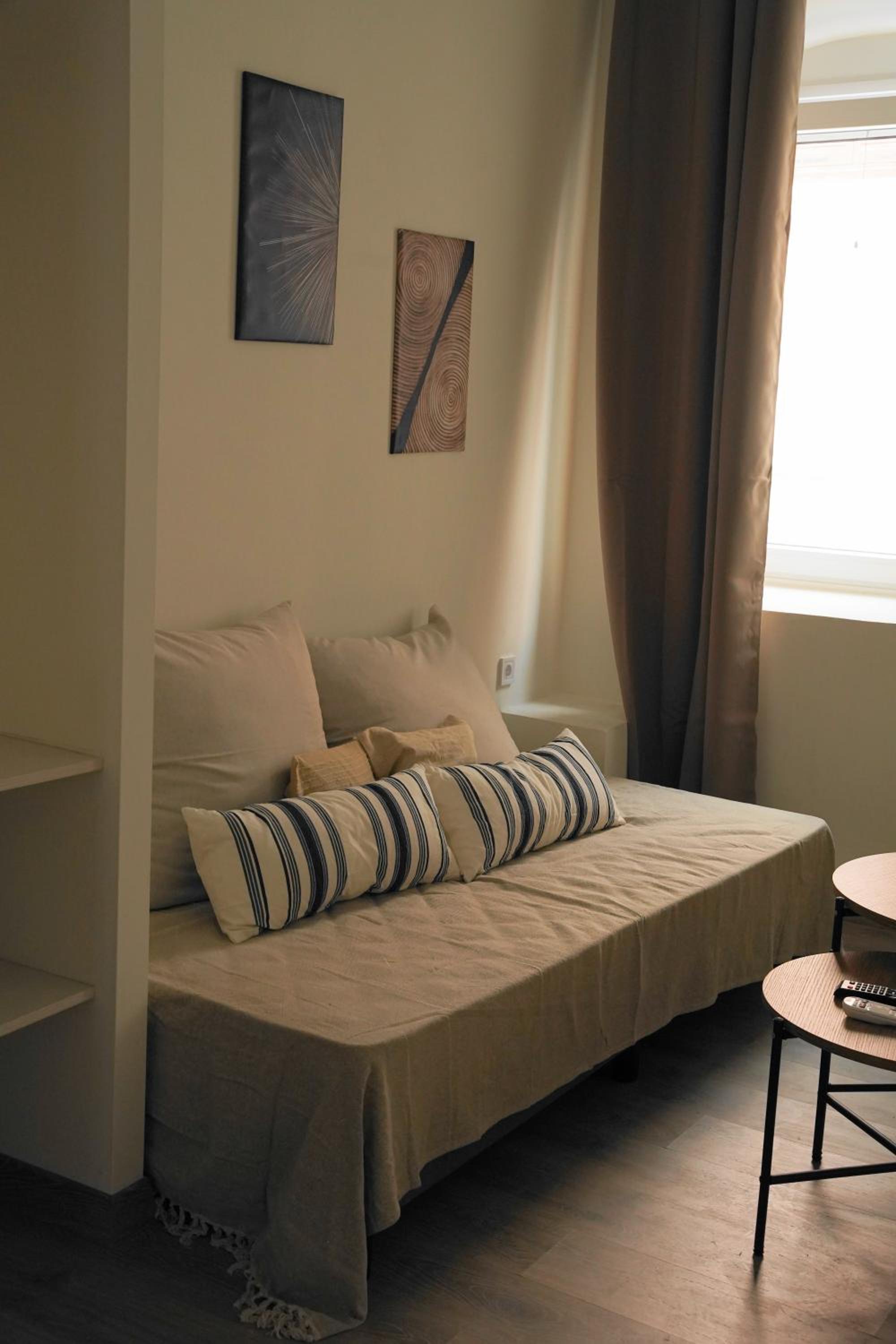 Deluxe Triple Room photo 3