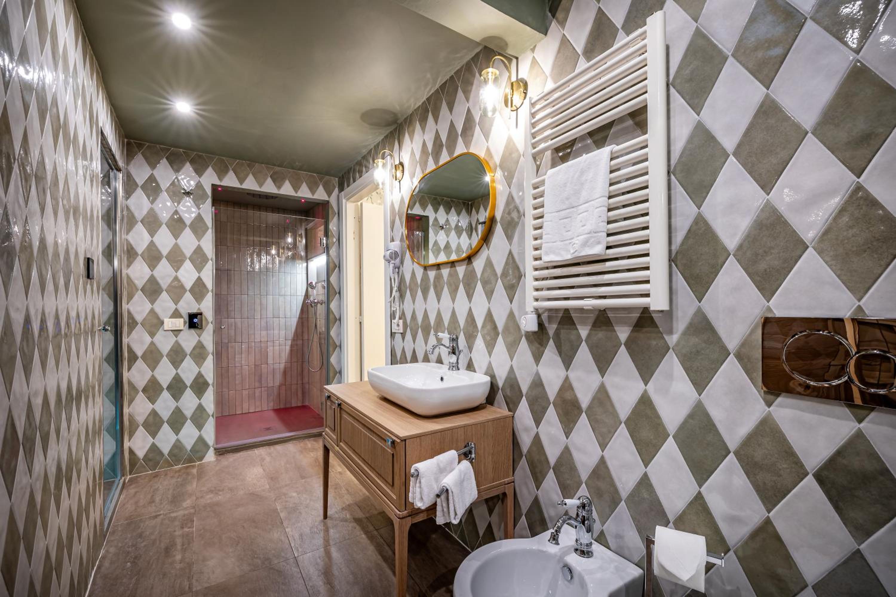 Suite with Spa Bath