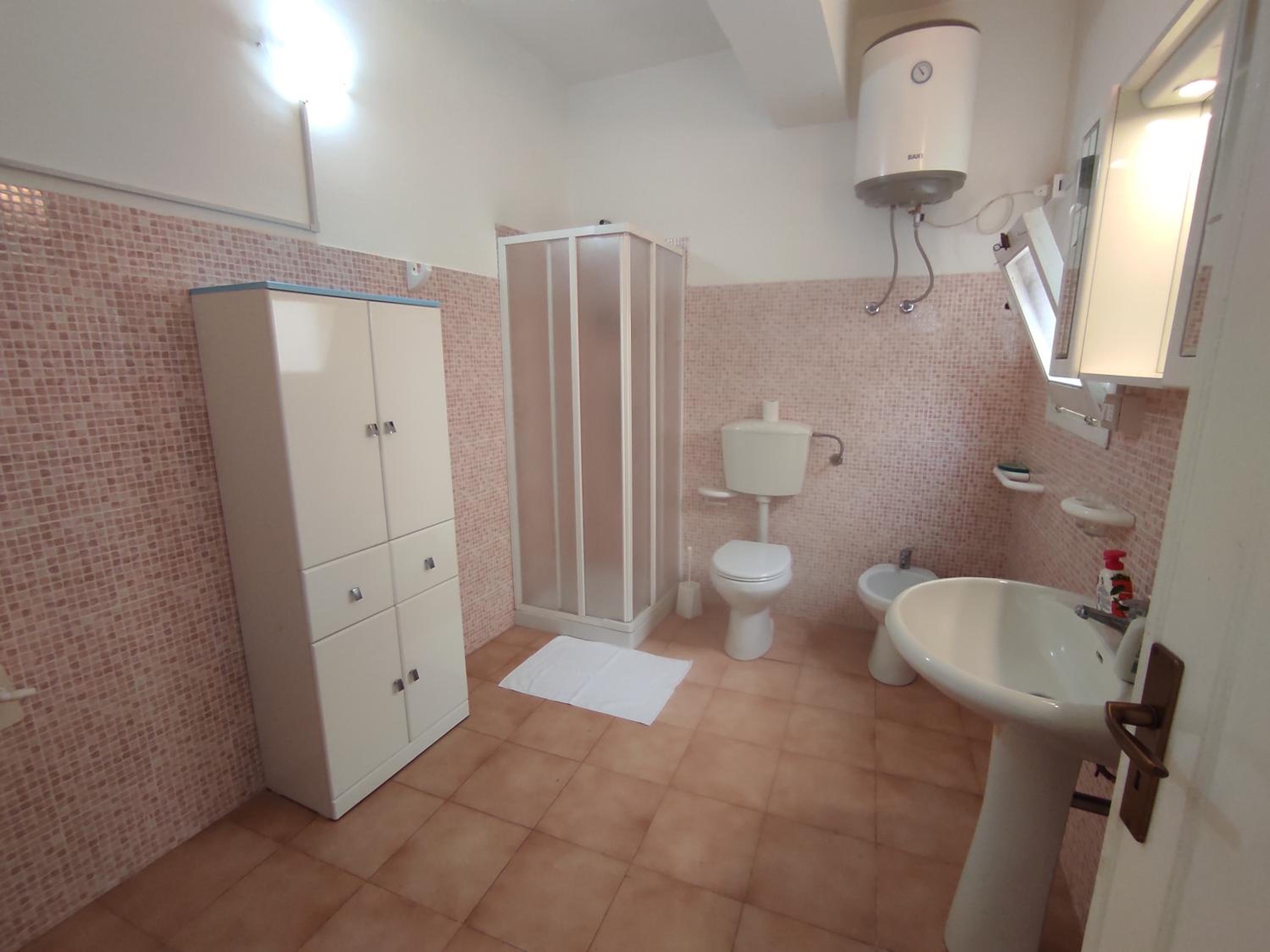 Large Double Room photo 2