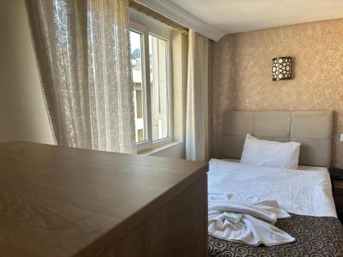 Small Single Room photo 1