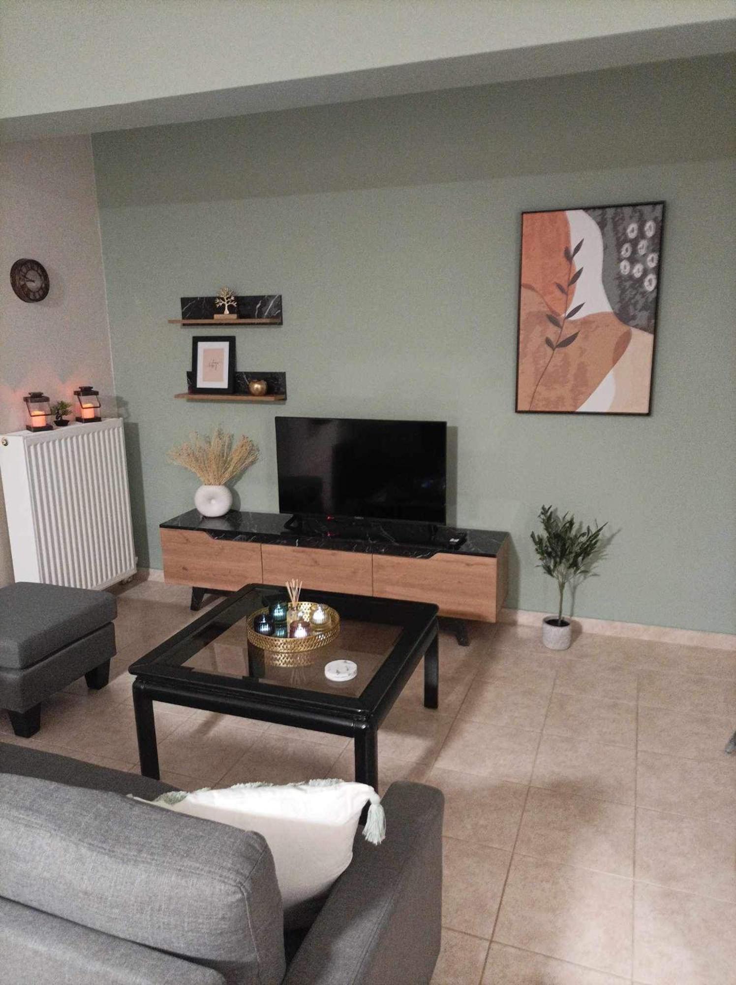 Two-Bedroom Apartment photo 2