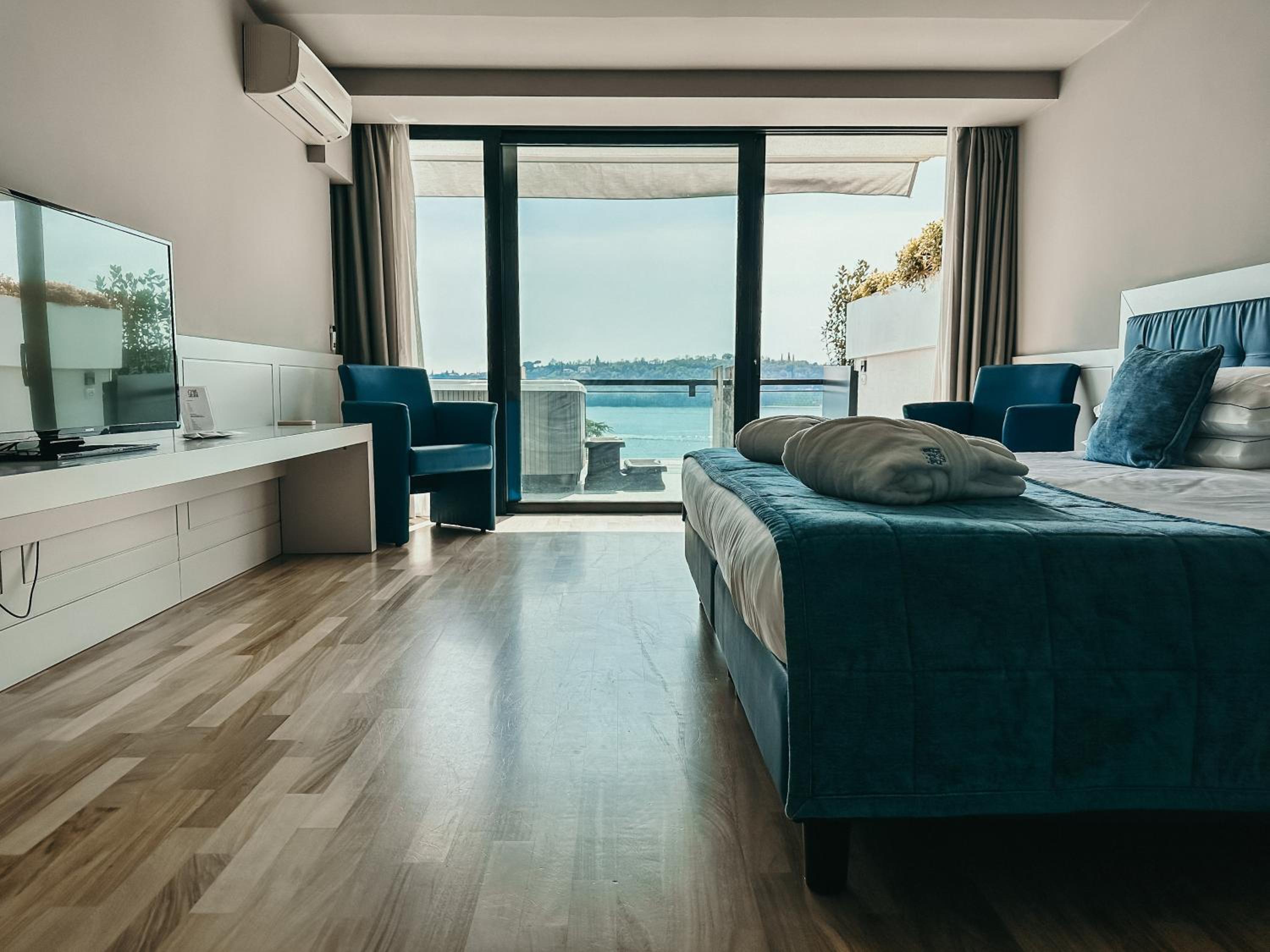 Presidential Suite photo 2