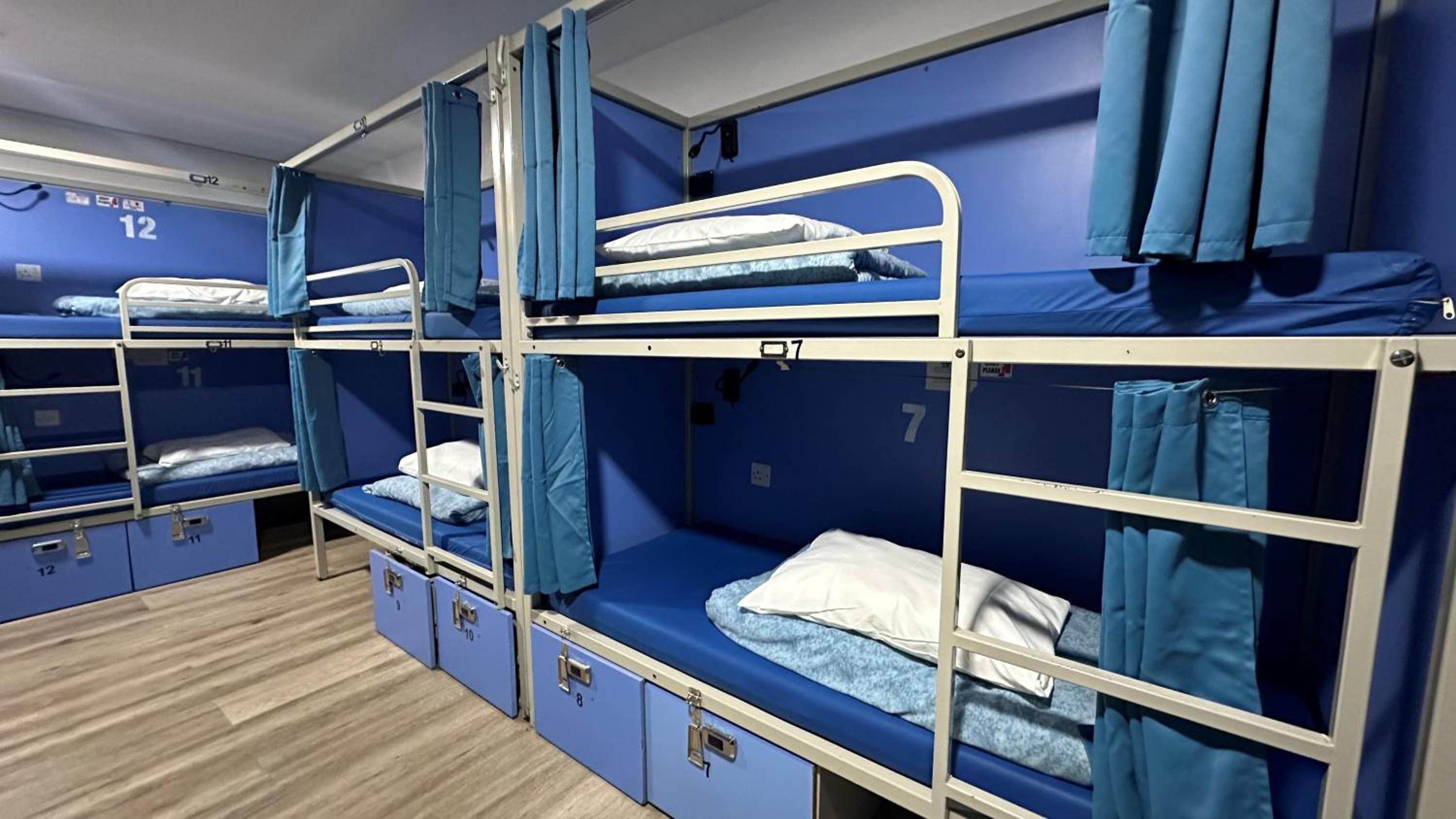 Bed in 15-Bed Mixed Dormitory Room (18-45 Years) photo 2