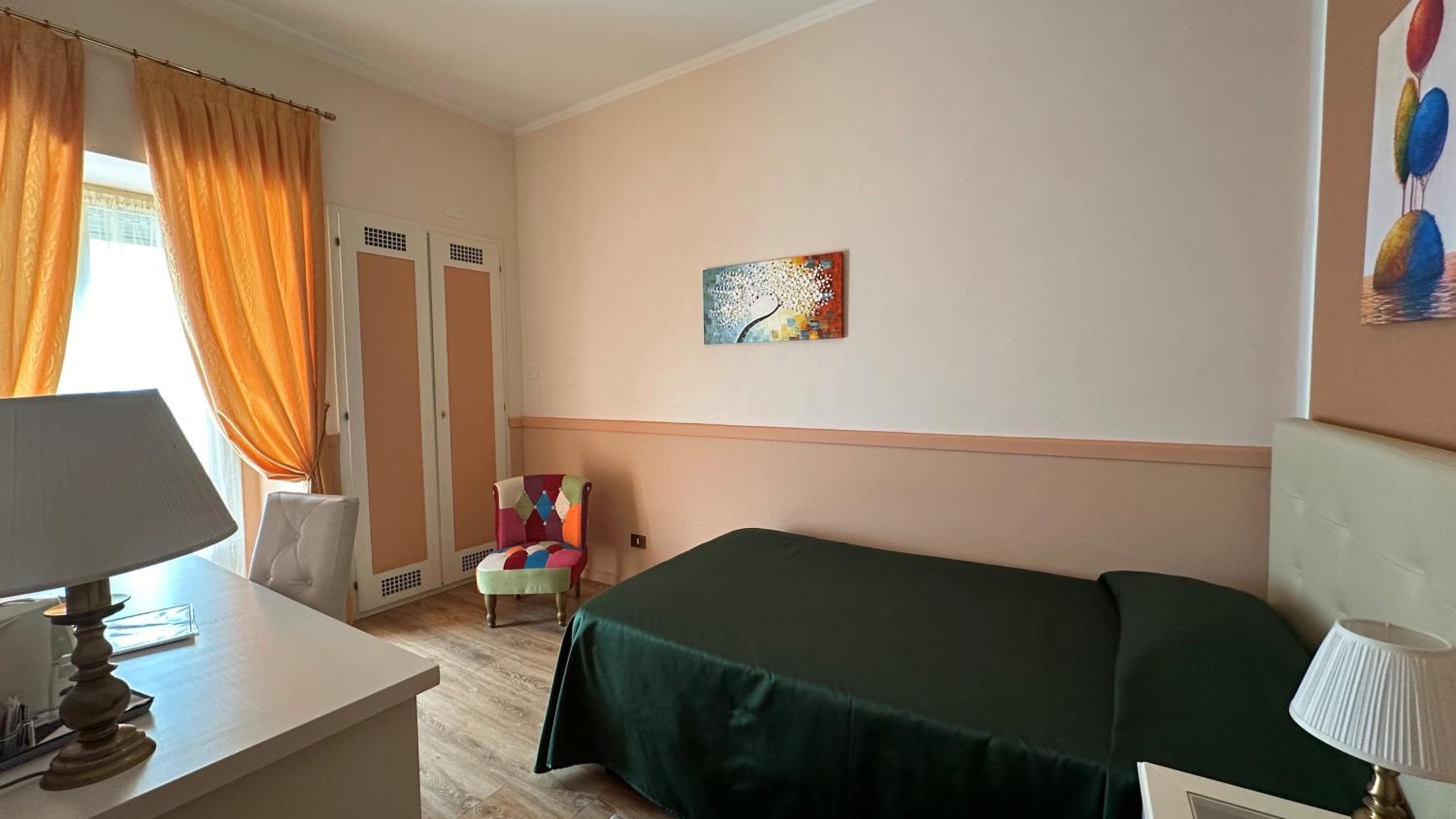 Queen Room with Balcony