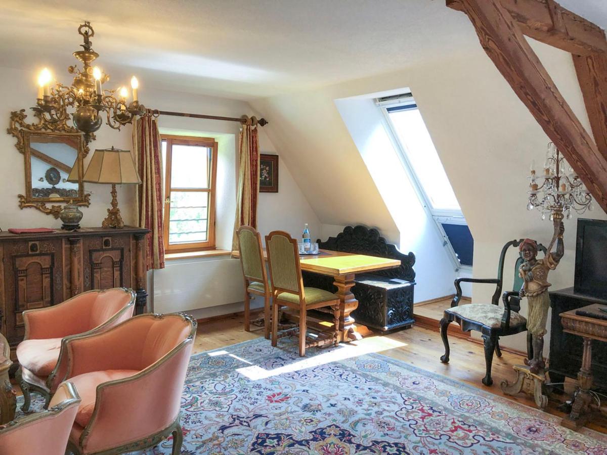 Deluxe Junior Suite photo 3