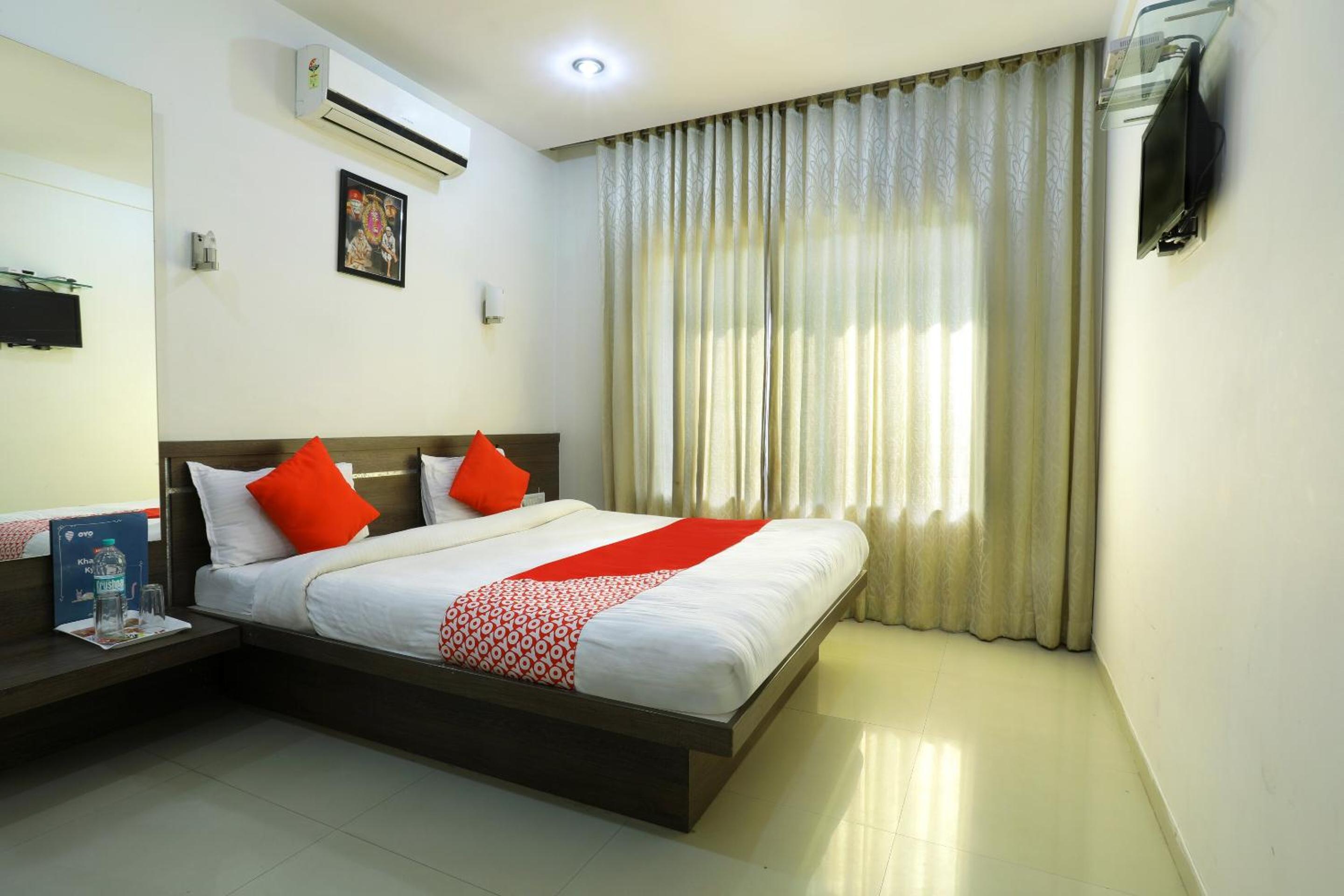 Classic Triple Room photo 2
