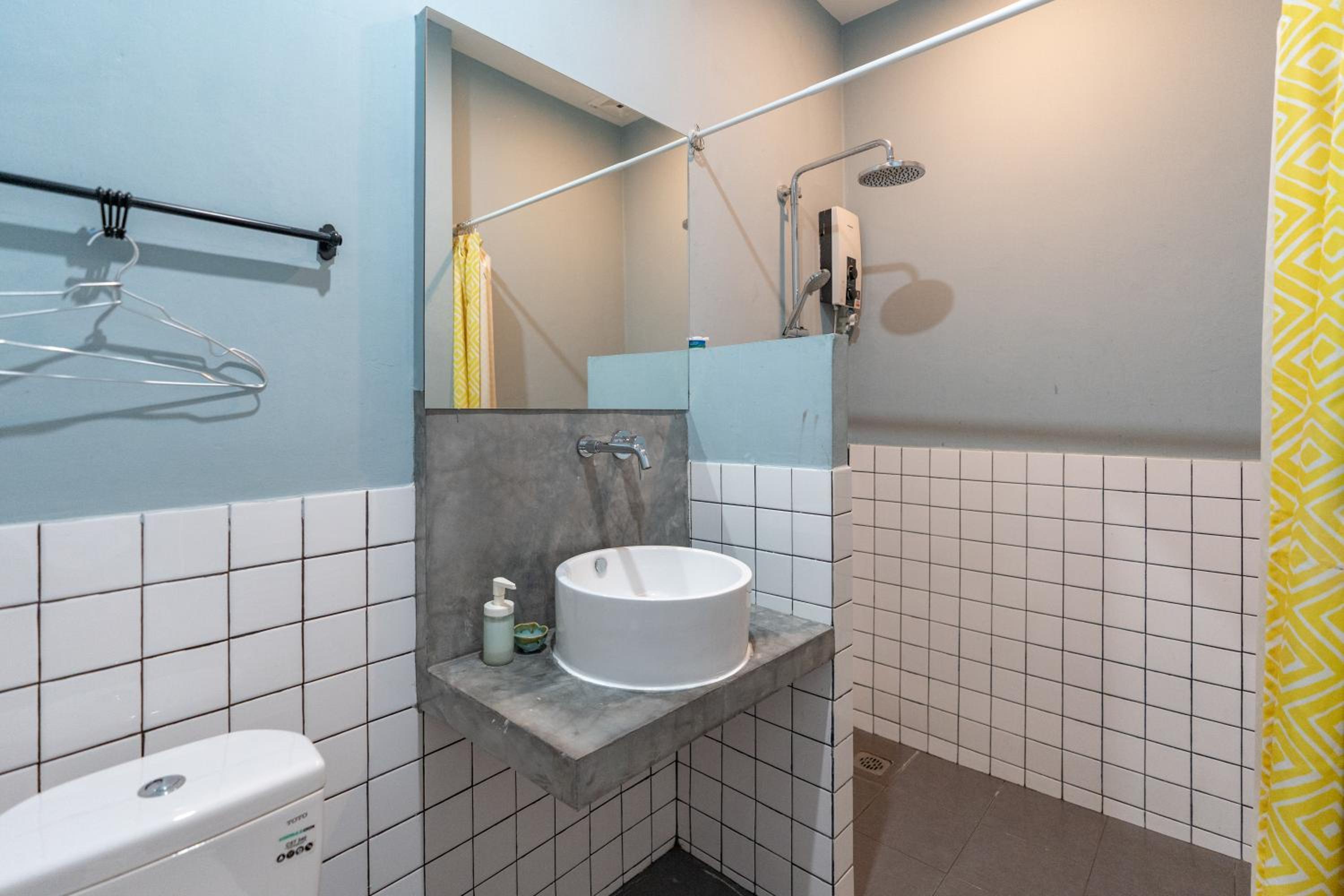 Double Room - Photo 3