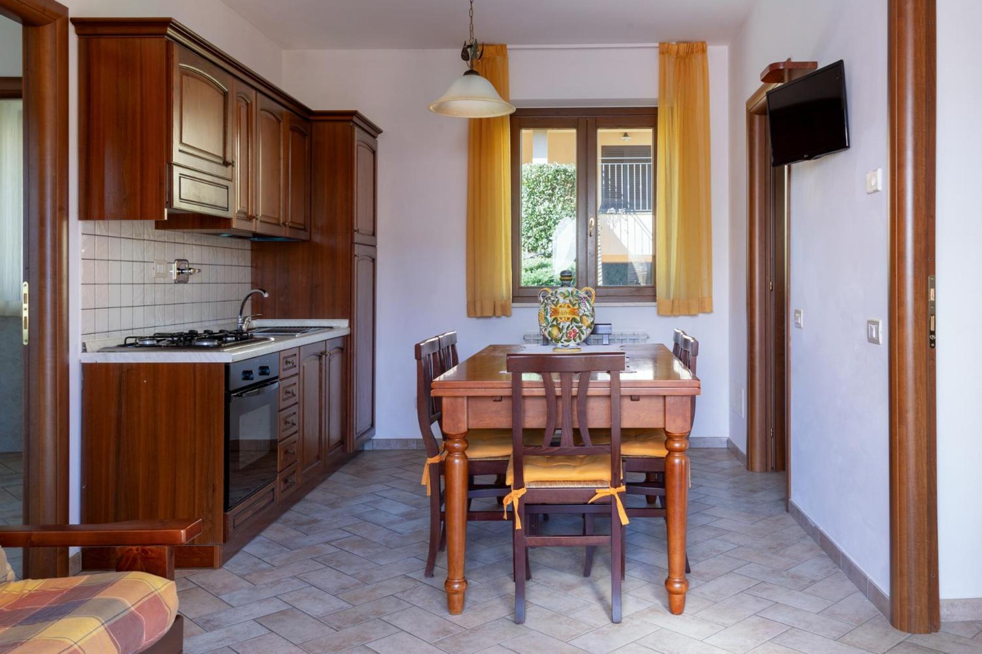 Superior Two-Bedroom Apartment (5 Adults) - Photo 28