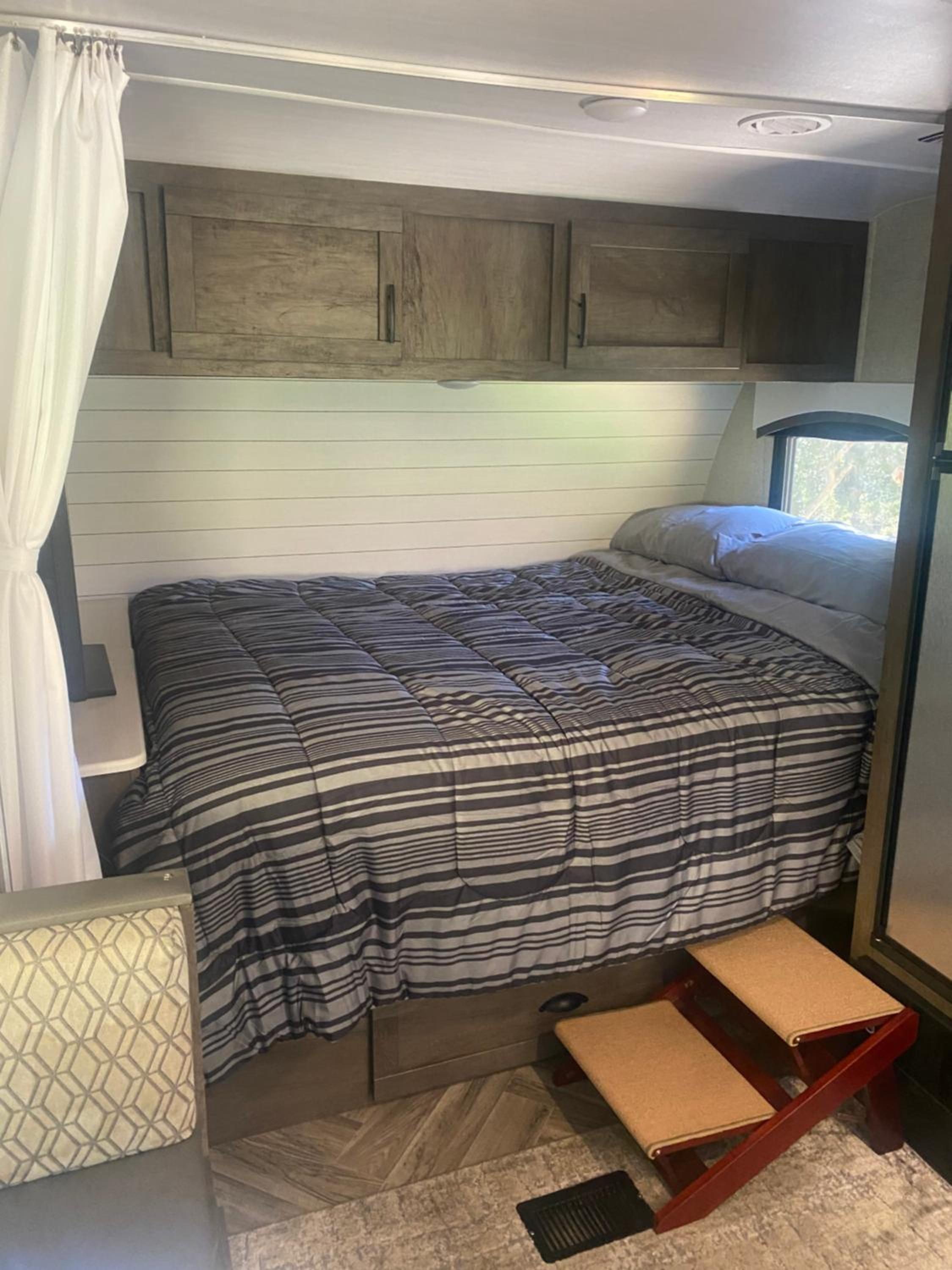 Caravan photo 2
