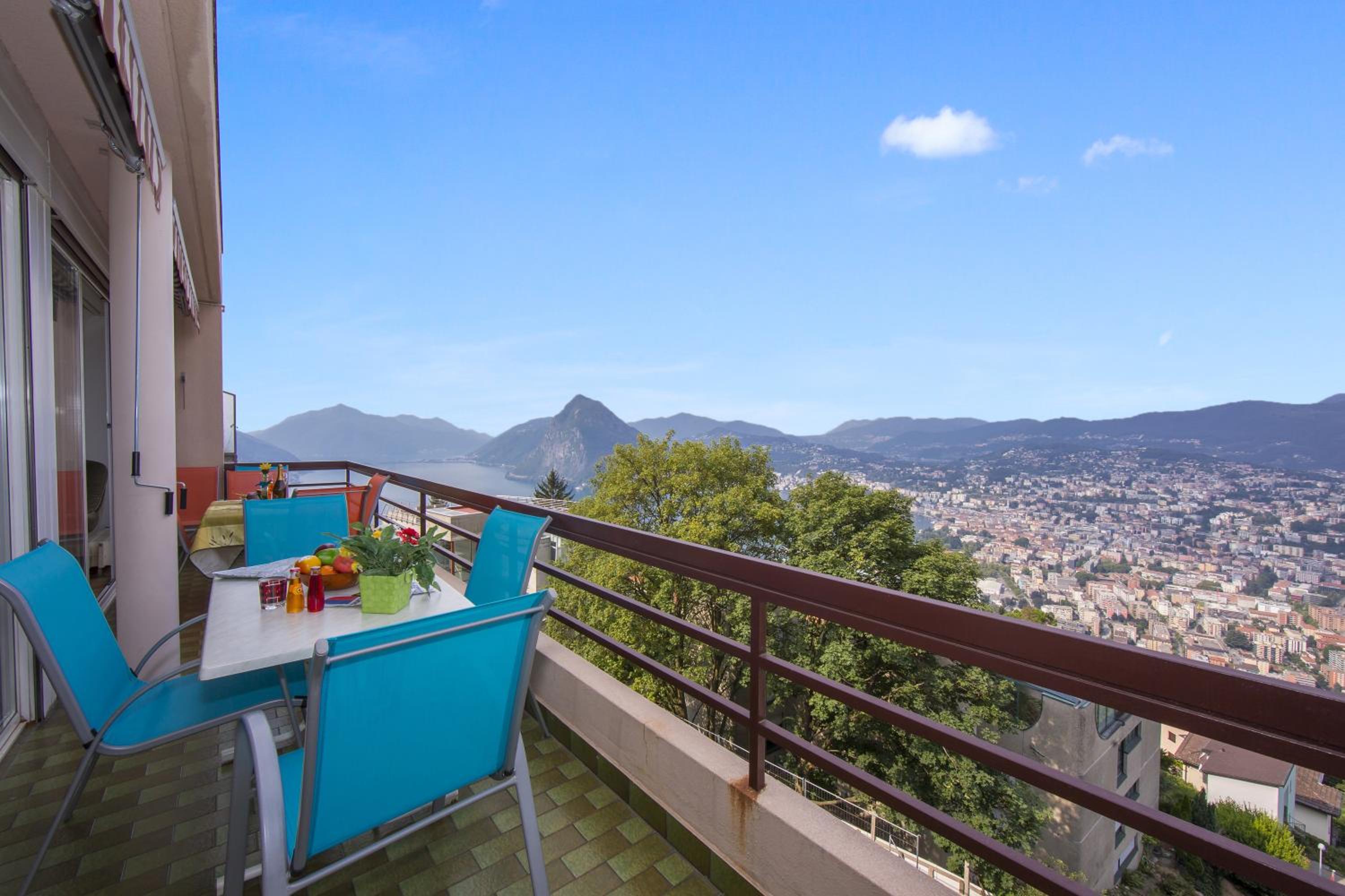 Apartment with Balcony