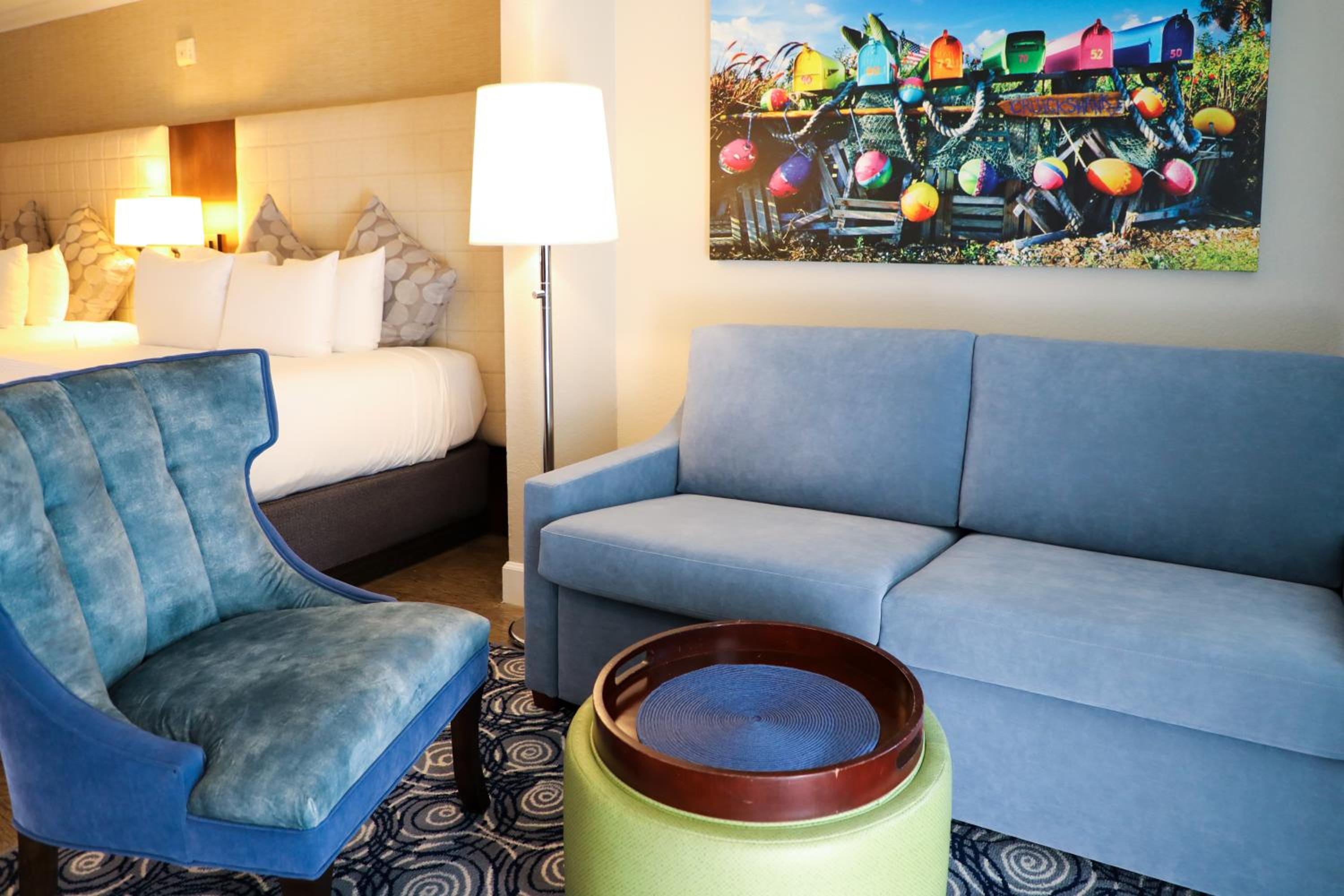 Queen Suite with Two Queen Beds photo 2