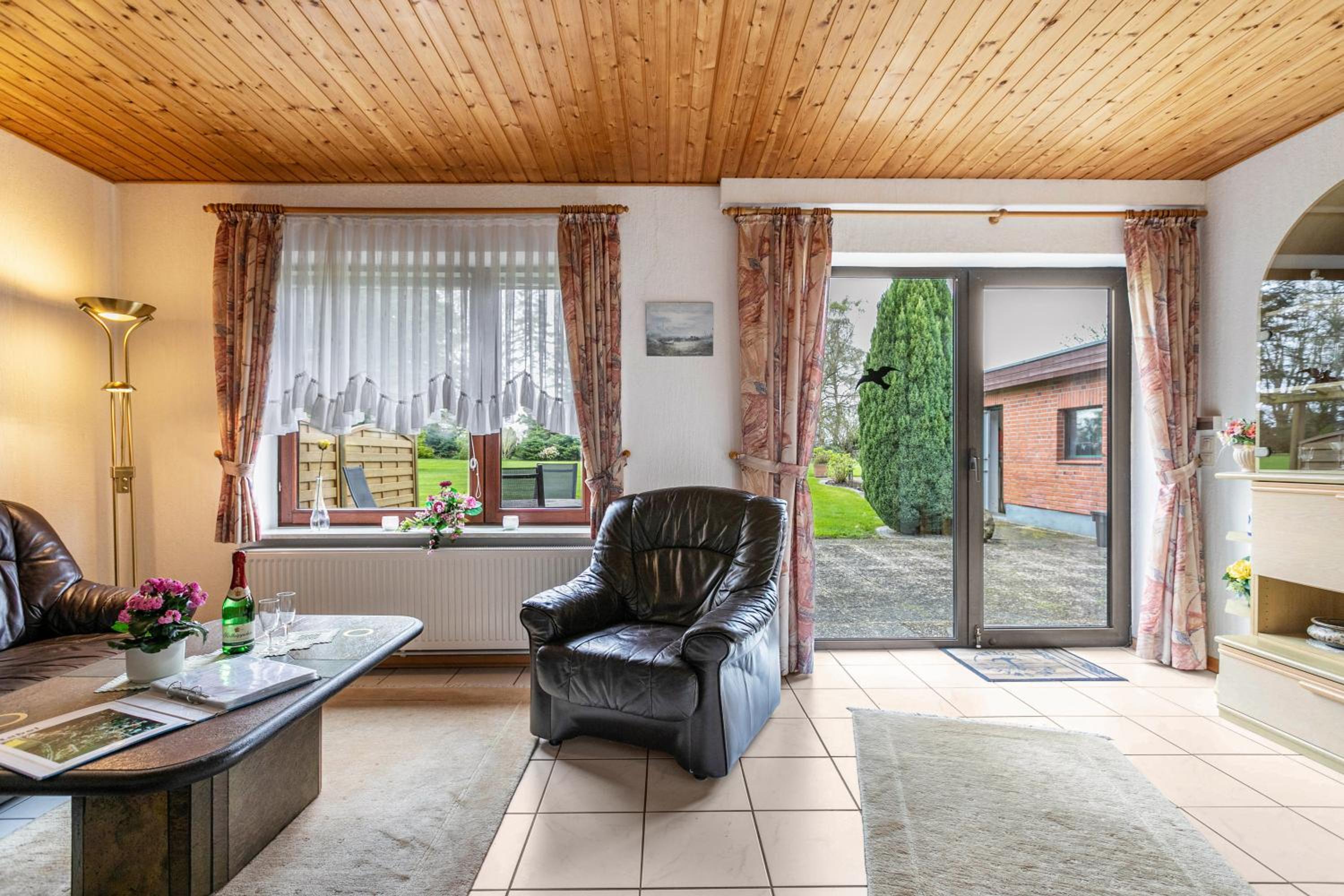 Two-Bedroom Deluxe Apartment with Garden View