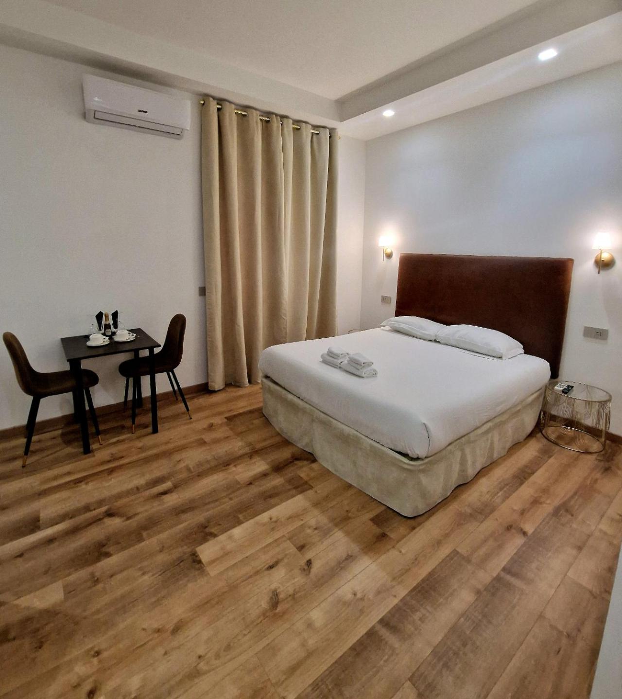 Double Room photo 2