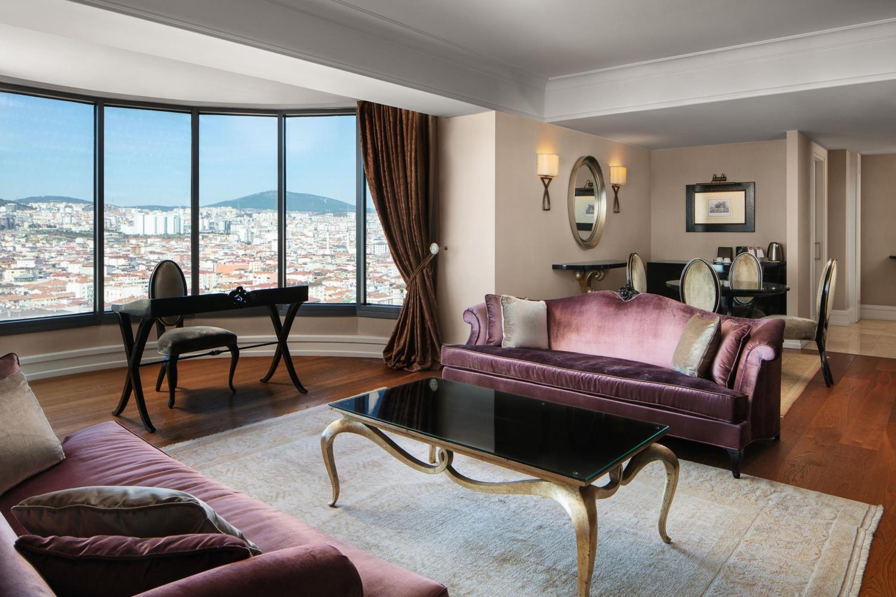 Suite with Two Queen Beds and Sea View - Club Level photo 1