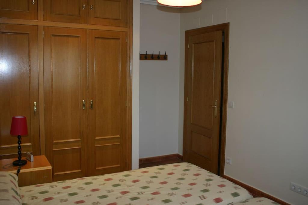 Four-Bedroom House photo 2