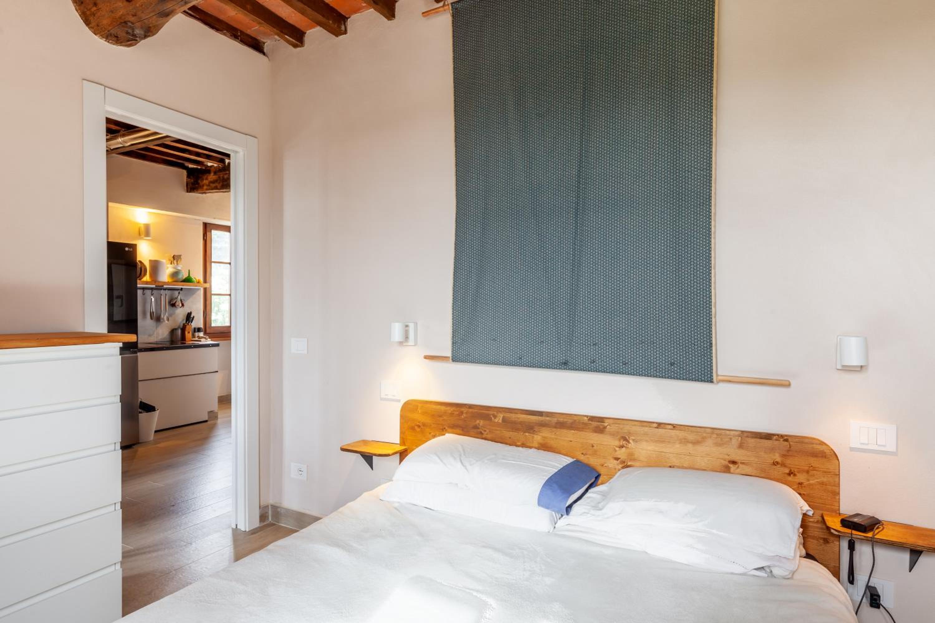 One-Bedroom Apartment with Garden View photo 3