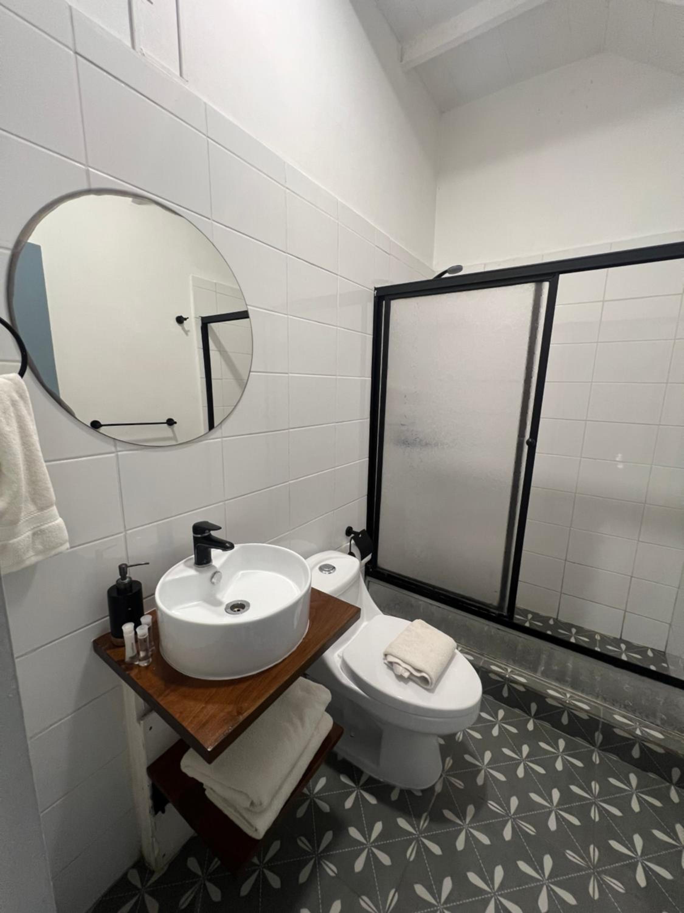 Budget Double Room photo 3