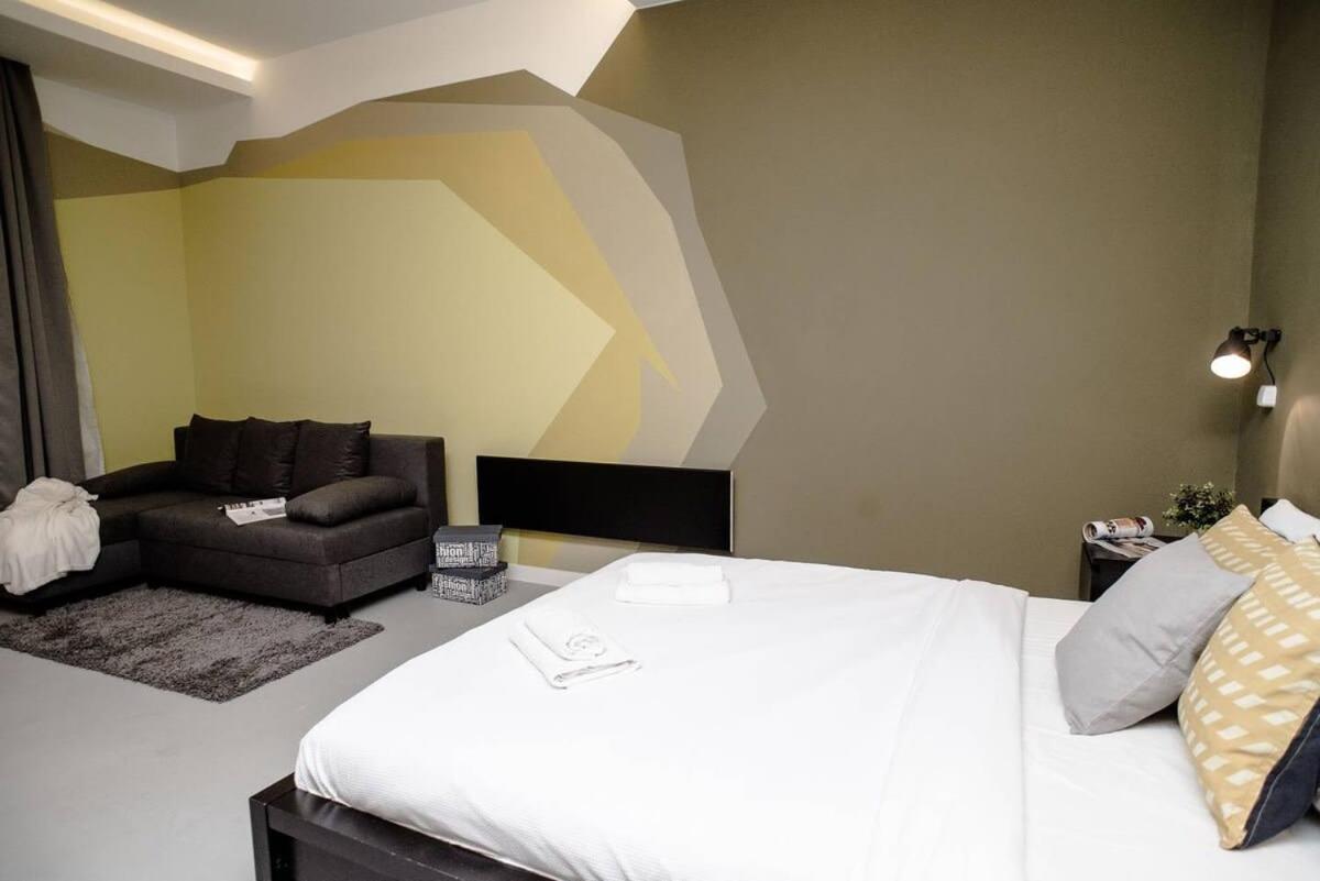 Apartment - Photo 19