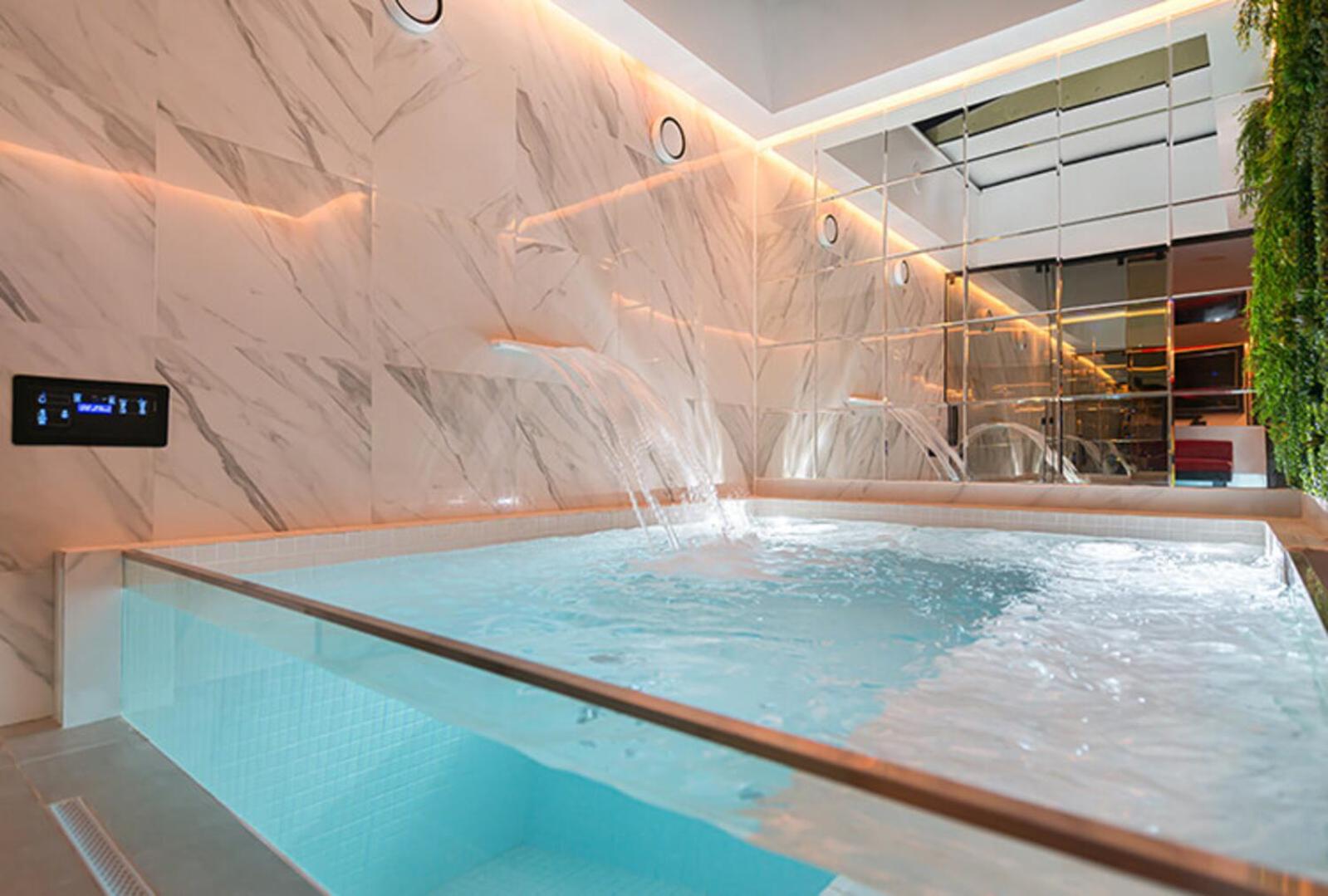 Junior Suite with Private Pool photo 3