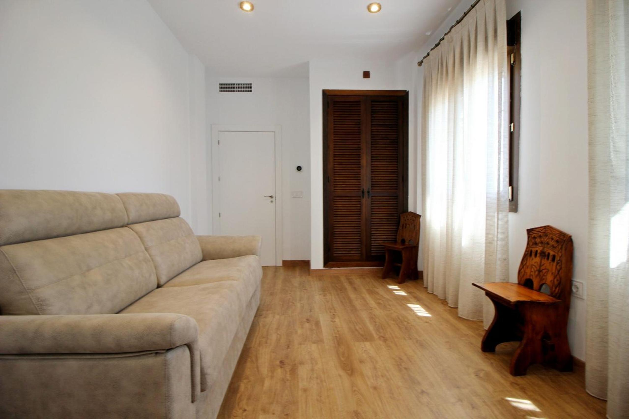 Deluxe Apartment photo 3