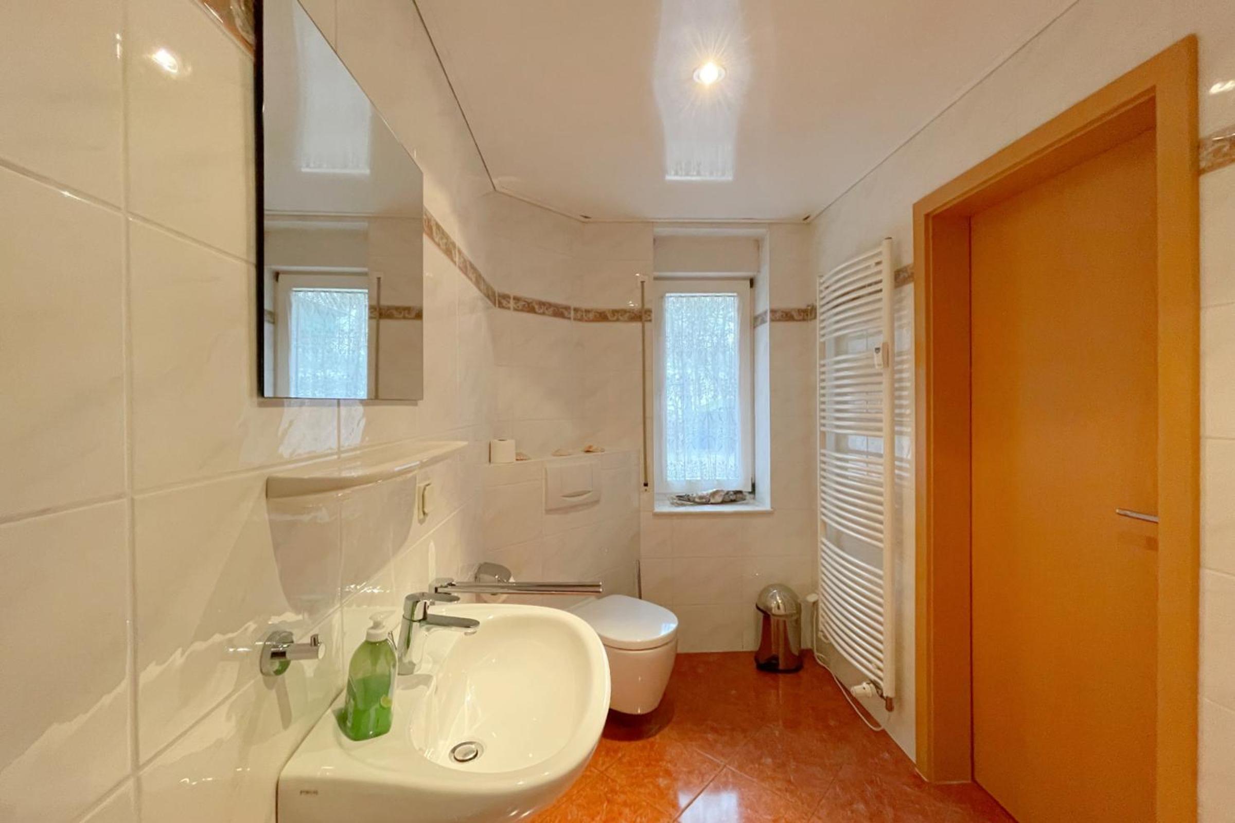 Apartment with Lake View photo 3