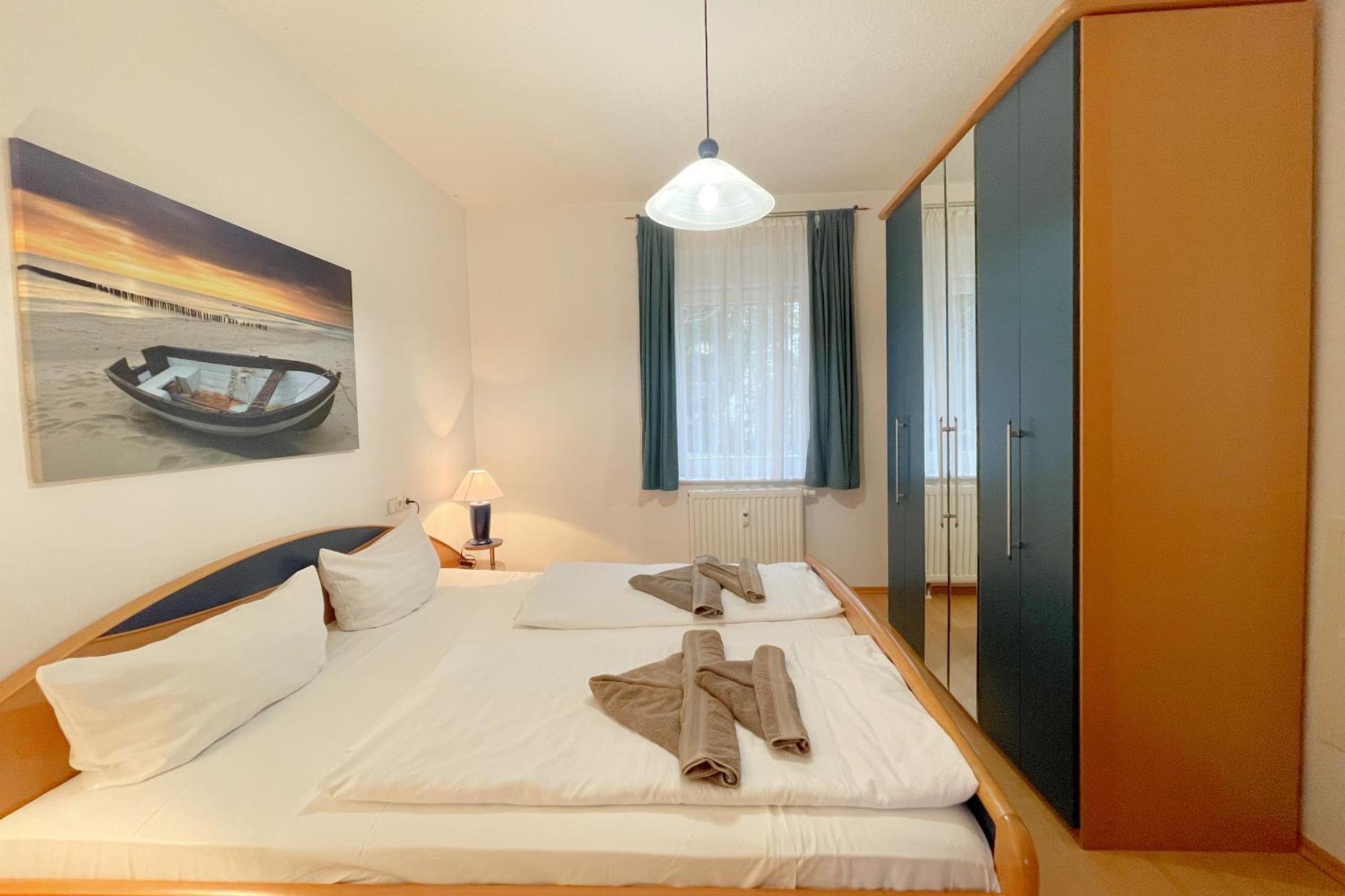 Apartment with Lake View photo 2